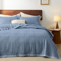 Bedsure Blue Bedspread Coverlet King Size - Lightweight Soft Quilt Bedding Set for All Seasons, Corduroy Pattern Quilt Set, 3 Pi