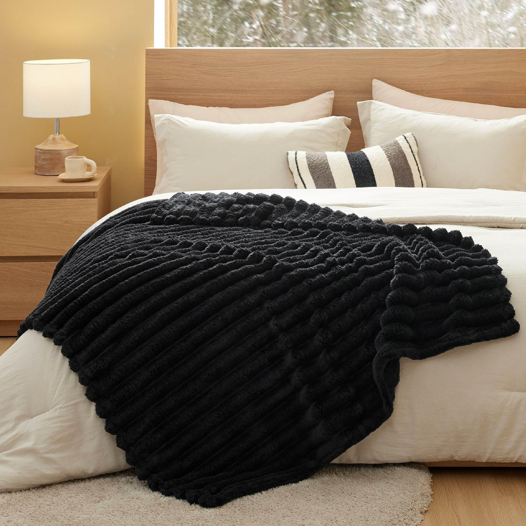 Bedsure Black Throw Blanket For Couch - Super Soft Cozy Blankets For Women, Cute Small Fleece Blanket For Girls,50X60 Inches, Wi