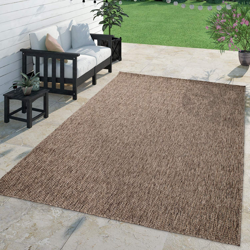 Solid Outdoor Rug For Patio Or Balcony Weatherproof In Mottled Brown, Size: 5'3' Round
