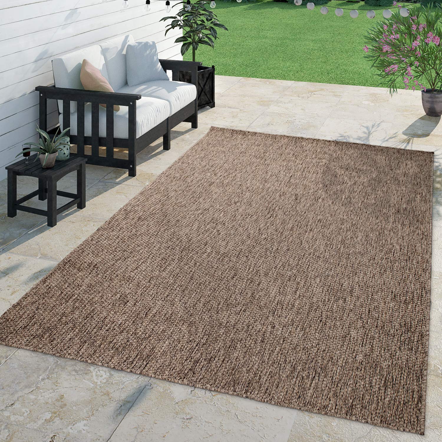 Solid Outdoor Rug For Patio Or Balcony Weatherproof In Mottled Brown, Size: 5'3' Round