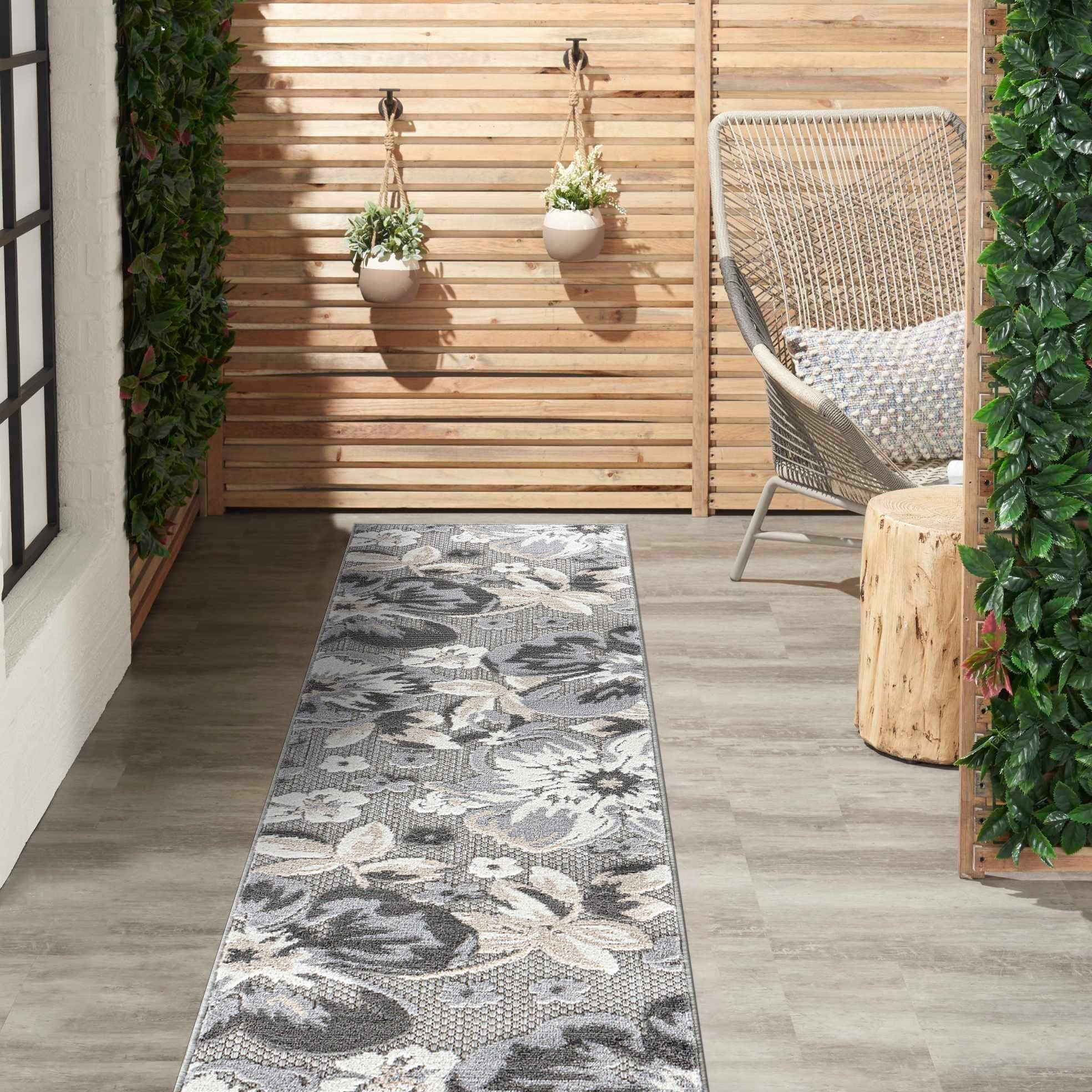 Rugshop Bergamo Contemporary Floral Non-Shedding Easy Cleaning Patio Deck Backyard Indoor/Outdoor Runner Rug 2' X 7' Gray