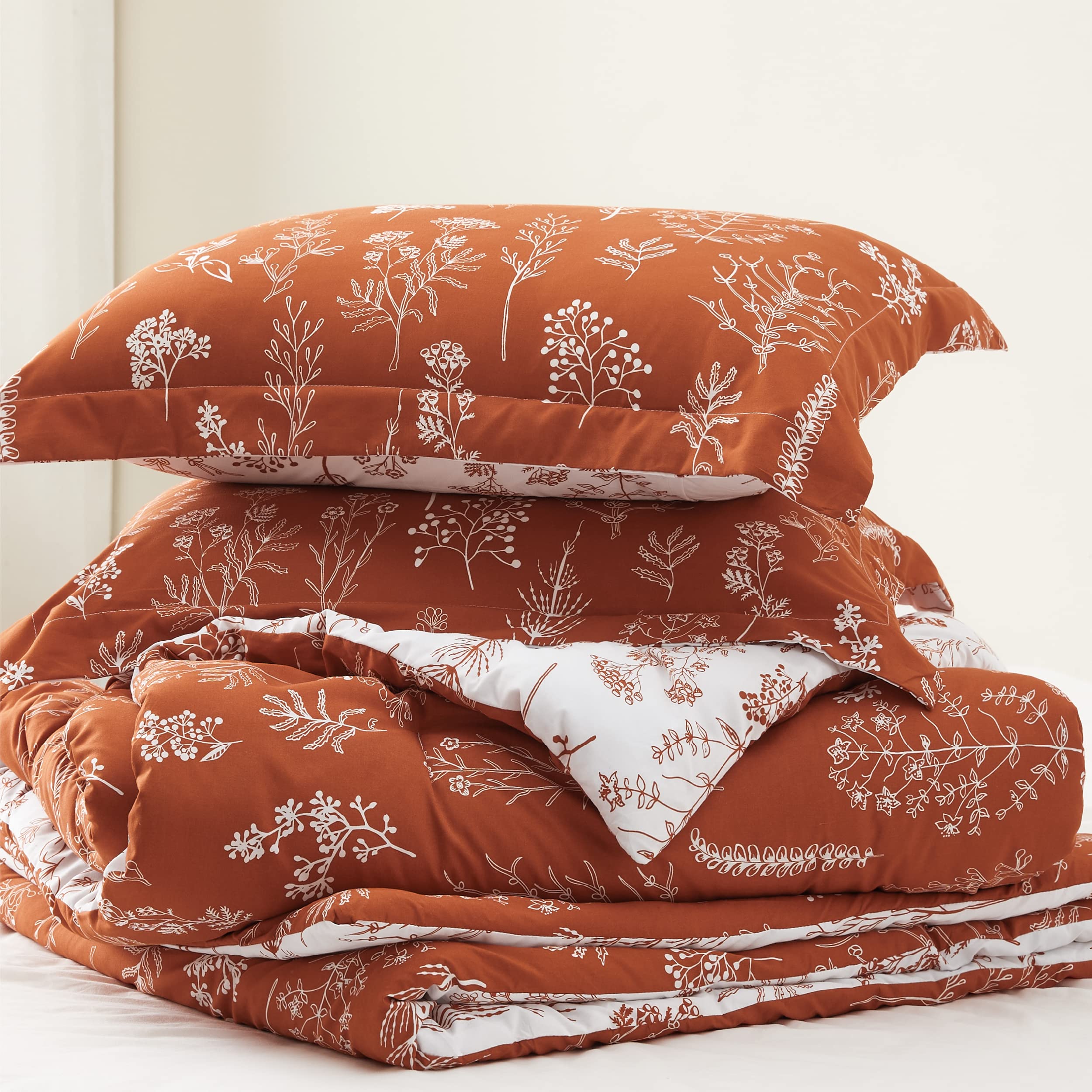 Bedsure King Size Comforter Set - Terracotta Comforter, Cute Floral Bedding Comforter Sets, Gifts For Woman, 3 Pieces, 1 Soft Re