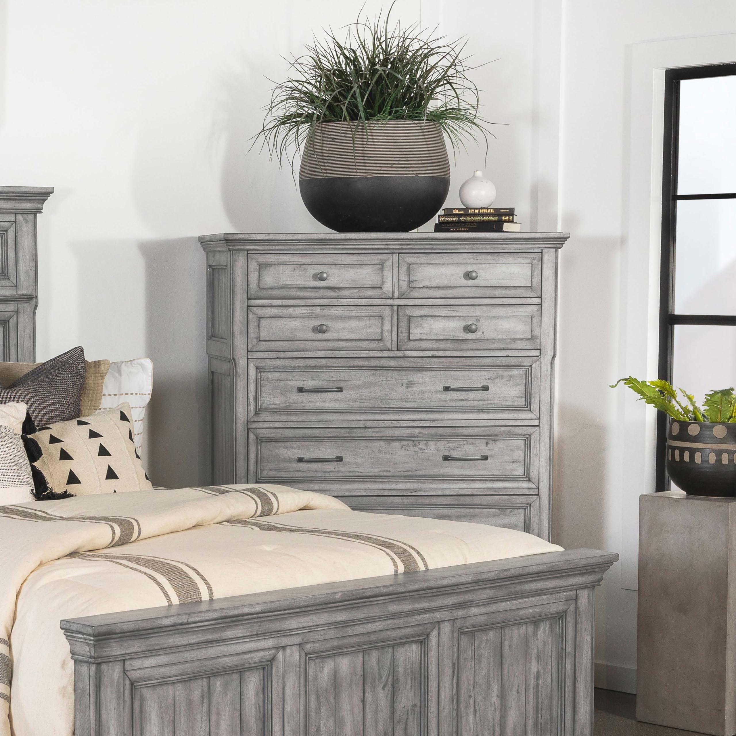 Coaster Home Furnishings Avenue Farmhouse Wood 8-Drawer Bedroom Chest of Drawers Chiffonier Clothing Storage Cabinet Bedroom Armoire Tall Dresser Organizer Unit Weathered Grey 224035