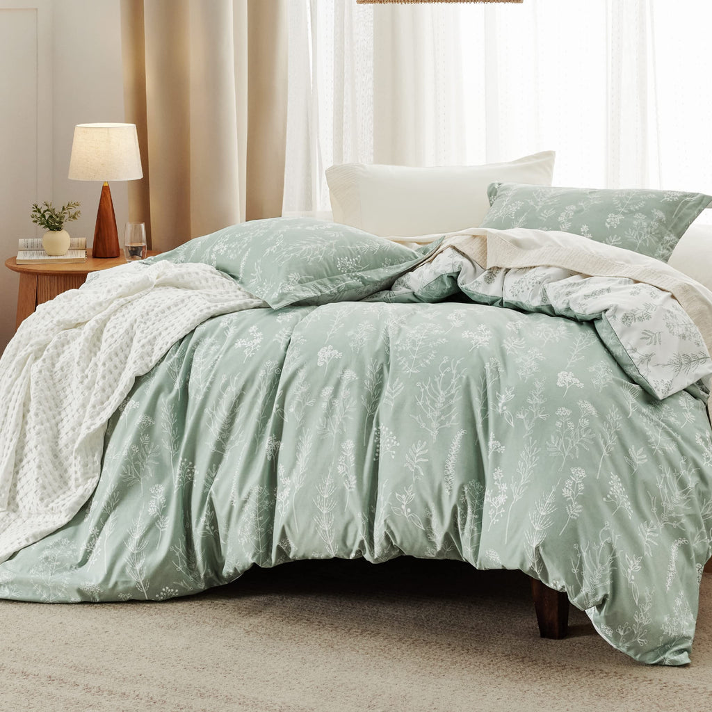 Bedsure California King Comforter Set - Sage Green Comforter, Cute Floral Cali King Bedding Set, Gifts For Woman, 3 Pieces, 1 So