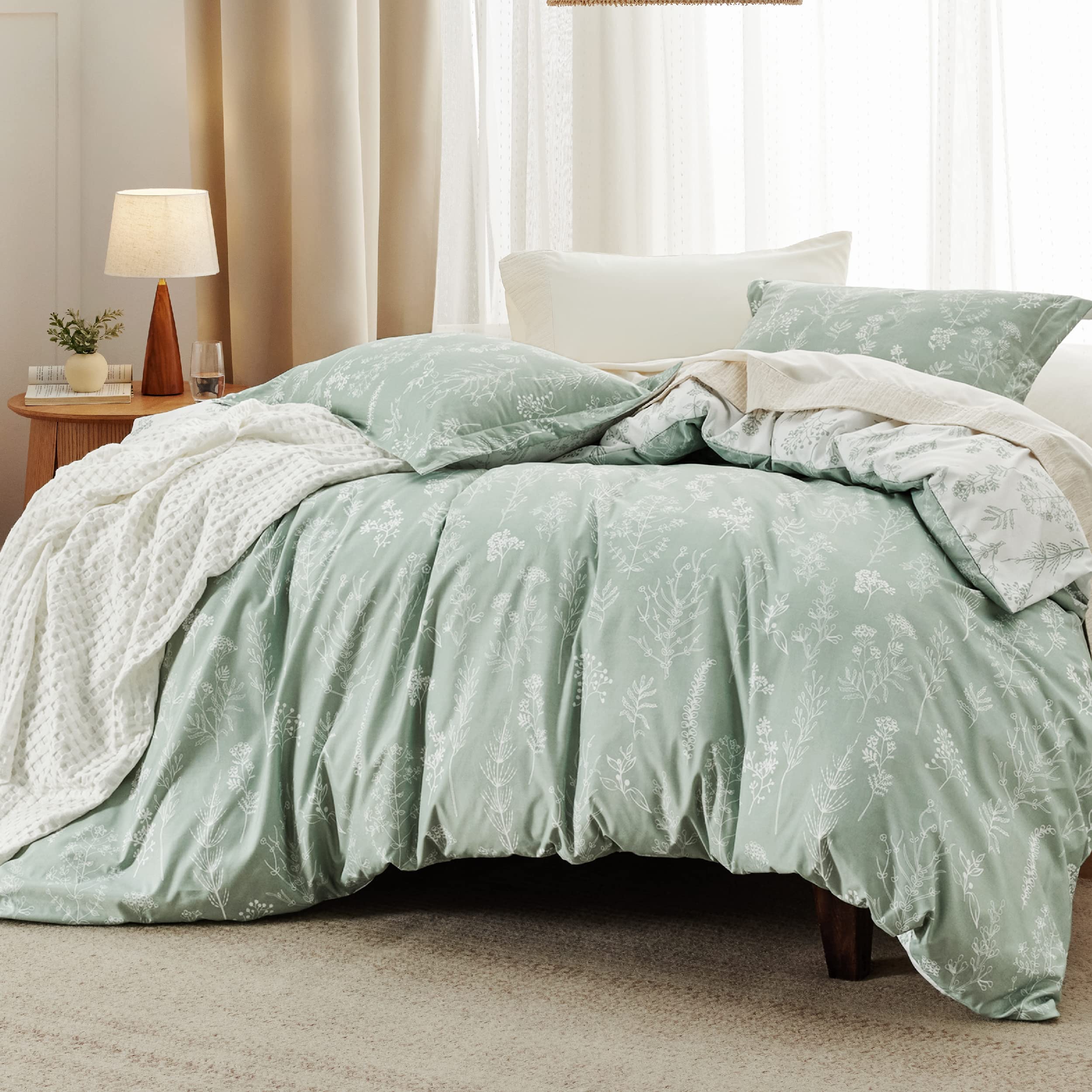 Bedsure California King Comforter Set - Sage Green Comforter, Cute Floral Cali King Bedding Set, Gifts For Woman, 3 Pieces, 1 So