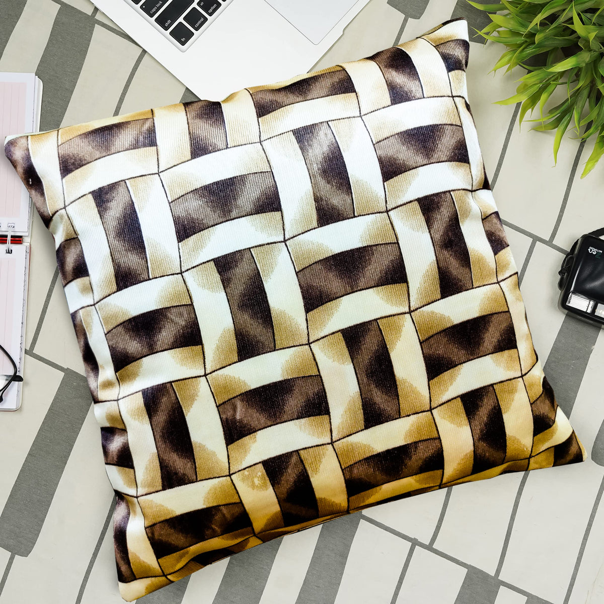 Kanushi Industries Reversible Decorative Cushion Covers Set Of 2 (24 X24 Inches)(CcBrownGoldenLine2Pc24X24)