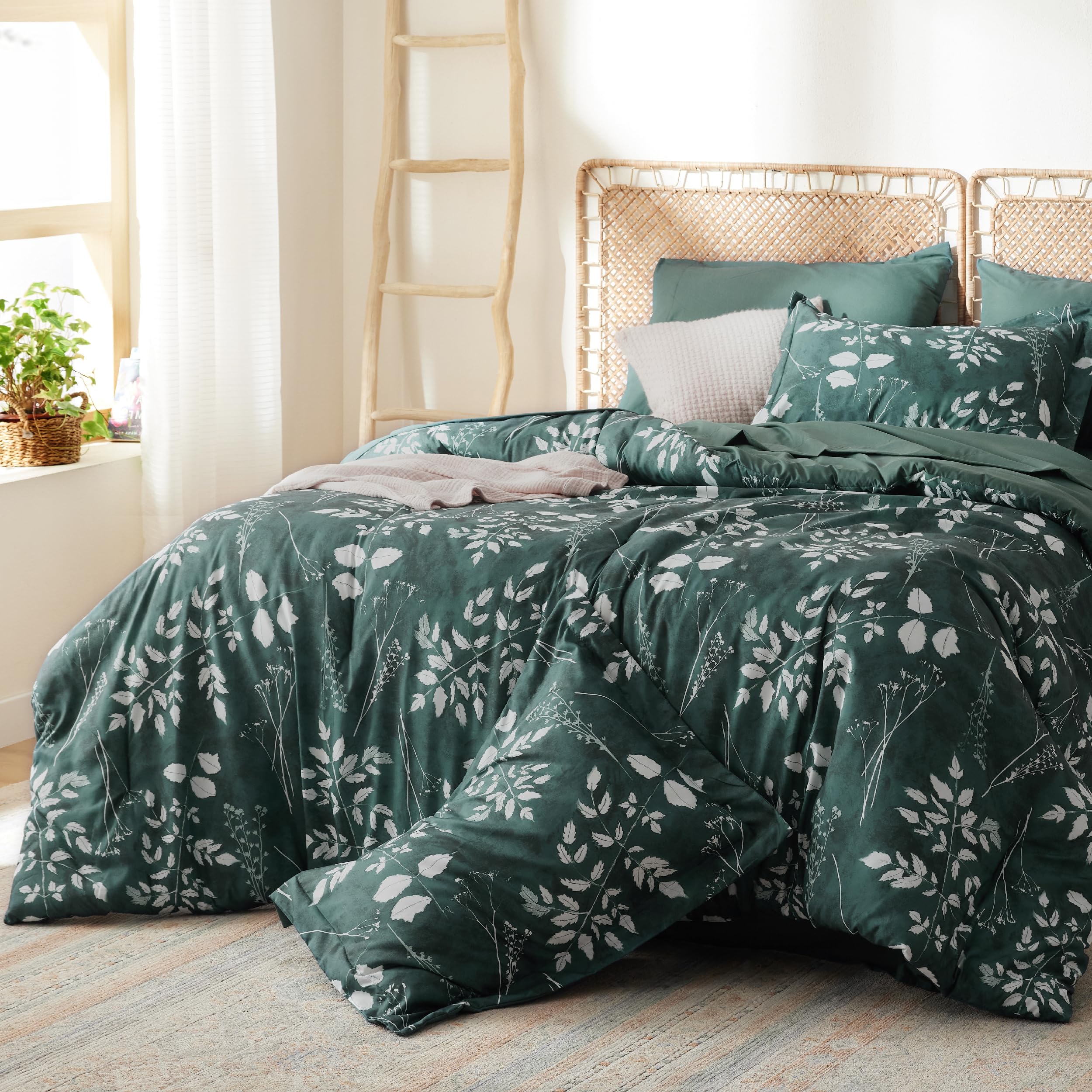 Bedsure Forest Green Twin Comforter Set - 5 Pieces Floral Bedding Sets For College, Extra Long Twin Bed In A Bag With Reversible Botanical Flowers Comforter, Sheets, Pillowcase & Sham