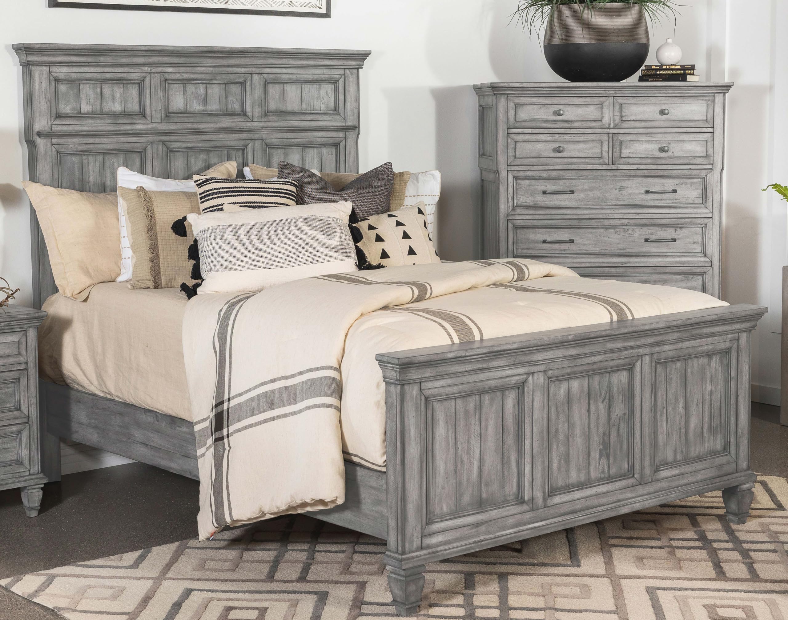 Coaster Home Furnishings Avenue Farmhouse Wood Eastern King Size Panel Bed Frame 68-inch Headboard Weathered Grey 224031KE