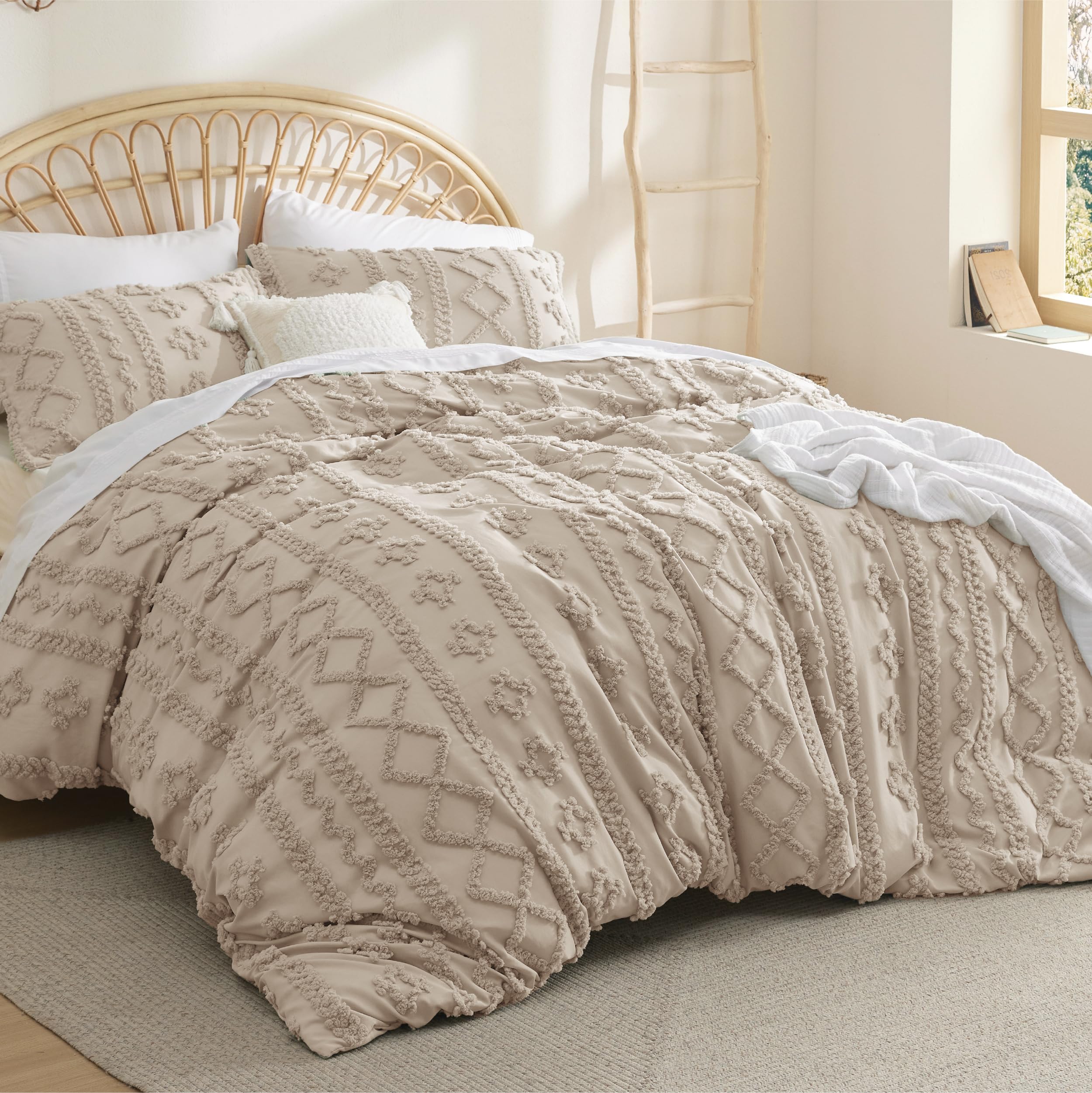 Bedsure Boho Duvet Cover Queen Size - Tufted Duvet Cover Queen Set For All Seasons, 3 Pieces Soft Shabby Chic Embroidery Boho Bedding, Comforter Not Included (Khaki, 90' X 90')