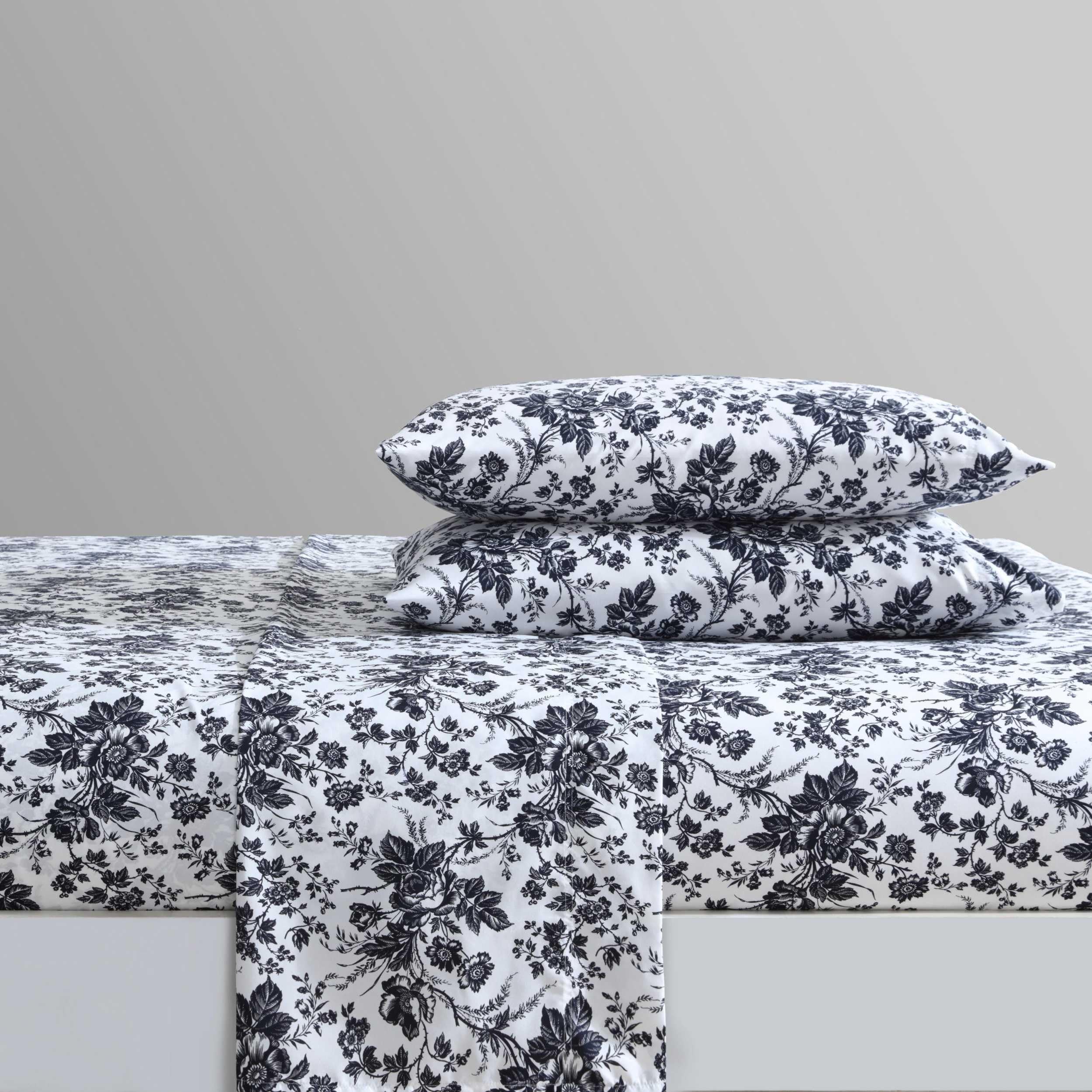 Betsey Johnson - Full Bed Sheets, Soft & Lightweight Bedding, Fade & Wrinkle Resistant (Betseys Toile Black, Full)