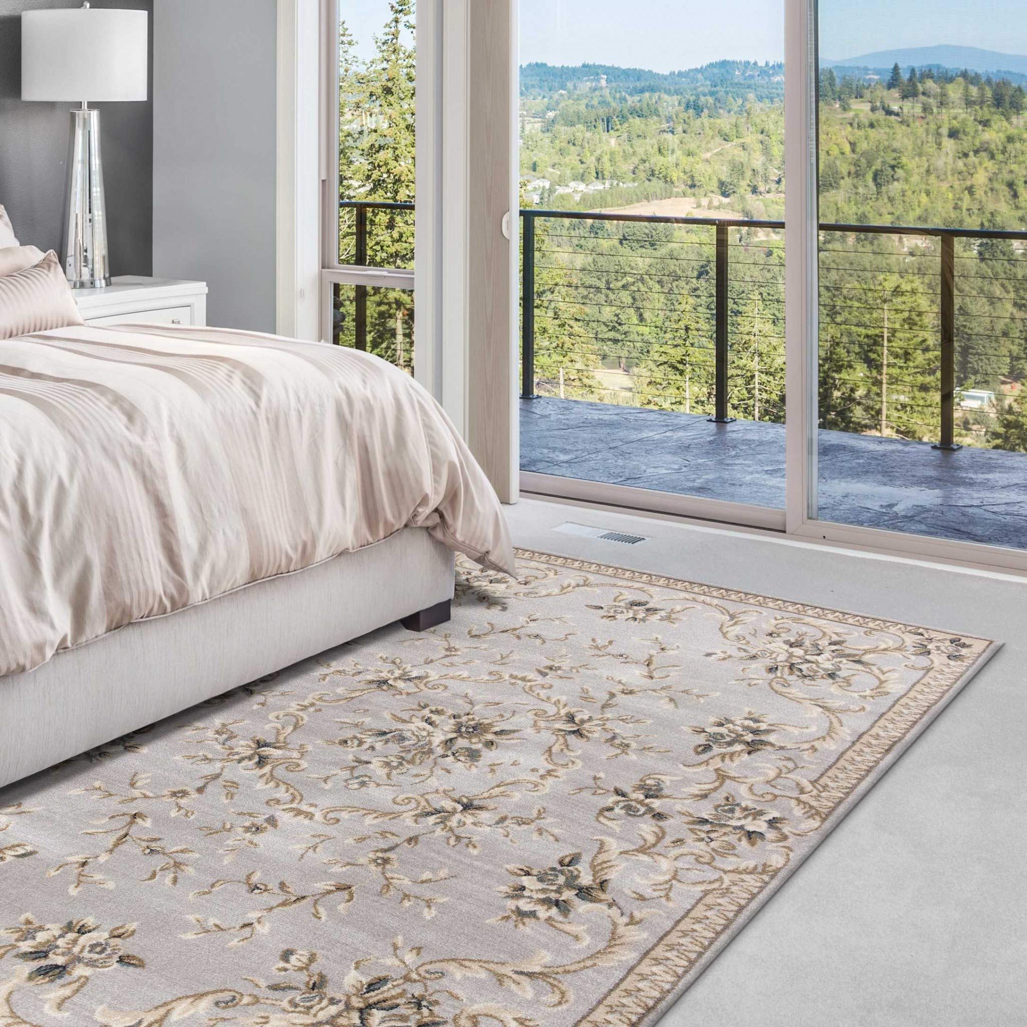 HomeRoots Decor 3'3' x 5'3' Polypropelene Light Grey Area Rug