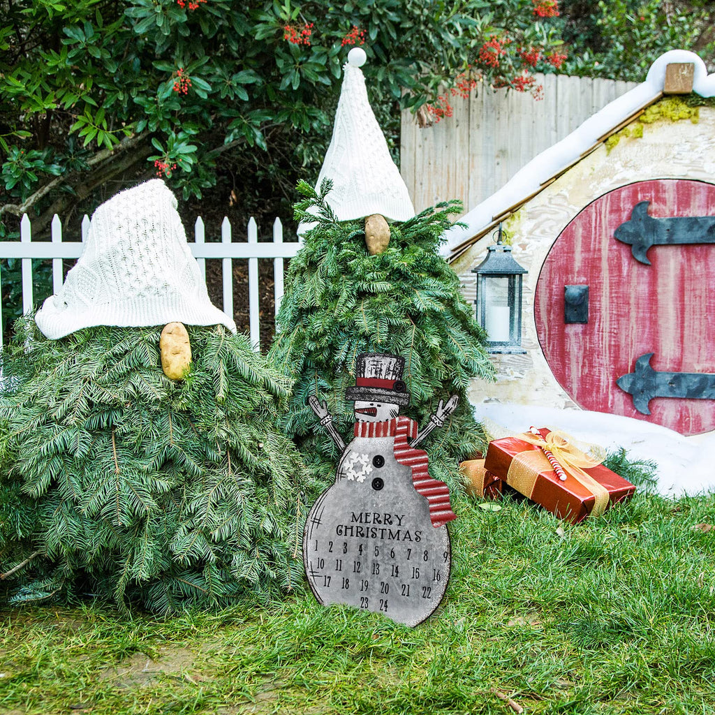 Metal Snowman Christmas Countdown Decorations, Rustic Snowman Table Top Decor 24 Days Christmas Advent Calendar Wall Hanging Sno