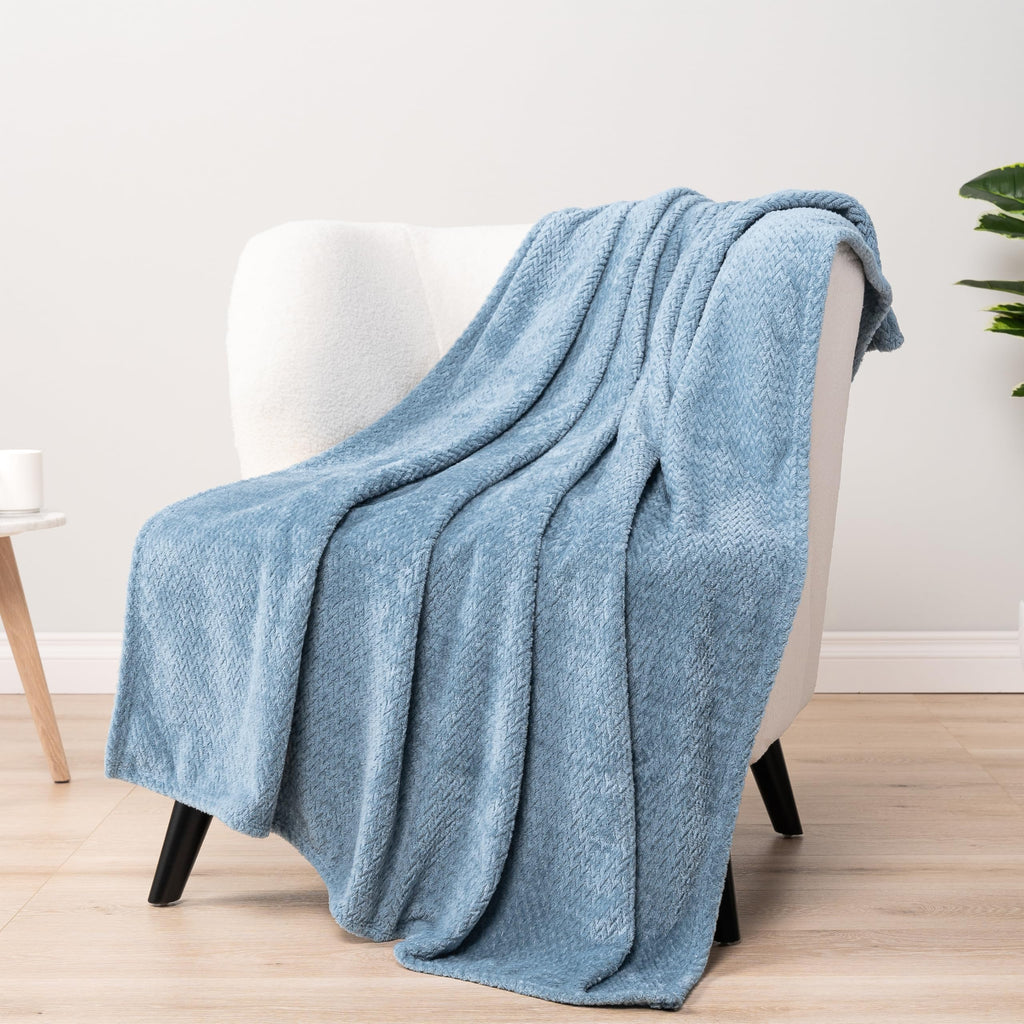 Pavilia Soft Fleece Dusty Blue Throw Blanket For Couch, Lightweight Plush Warm Blankets For Bed, Fuzzy Cozy Flannel Blanket Thro