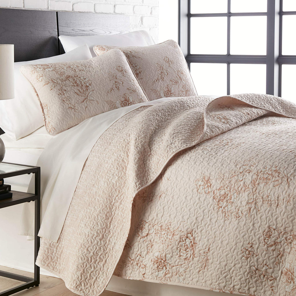 Southshore Fine Living, Inc. Oversized King Quilt Bedding Set, 3-Piece, King Size Quilt With 2 Shams, Harmony Floral Print Quilt