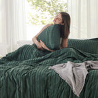 Bedsure Striped Tufted Duvet Cover Queen - Shabby Chic Duvet Cover, 3Pcs All-Season Size Boho Bedding For All Seasons, Includes 1 Queen Duvet Cover & 2 Pillowcases (Forest Green, Queen, 90'X90')