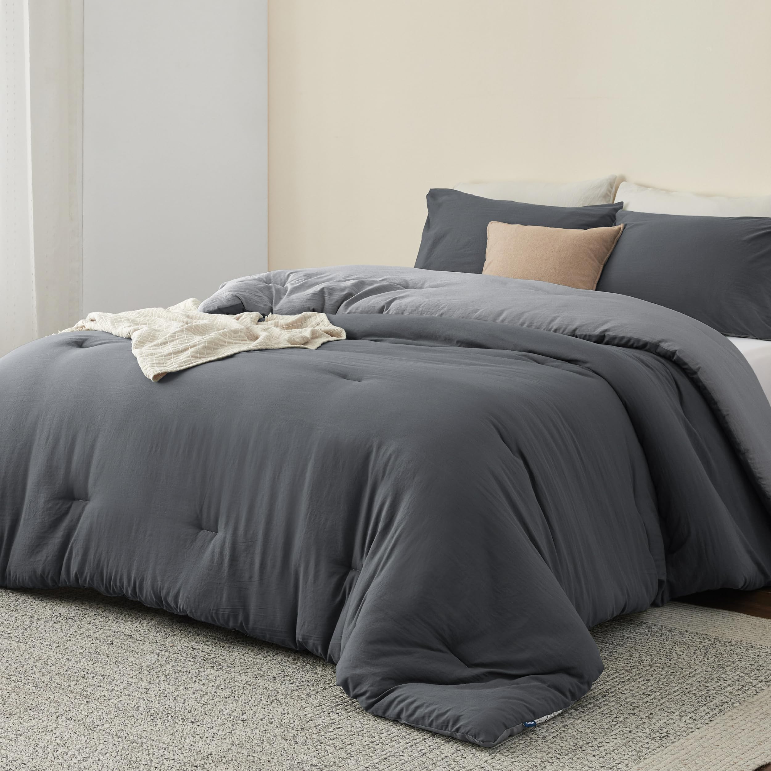 Bedsure Queen Size Comforter Set, Reversible Grey Soft Prewashed Bedding For All Seasons, 3 Pieces Warm Down Alternative Bed Set, 1 Lightweight Comforter (90'X90') And 2 Pillowcases (20'X26')