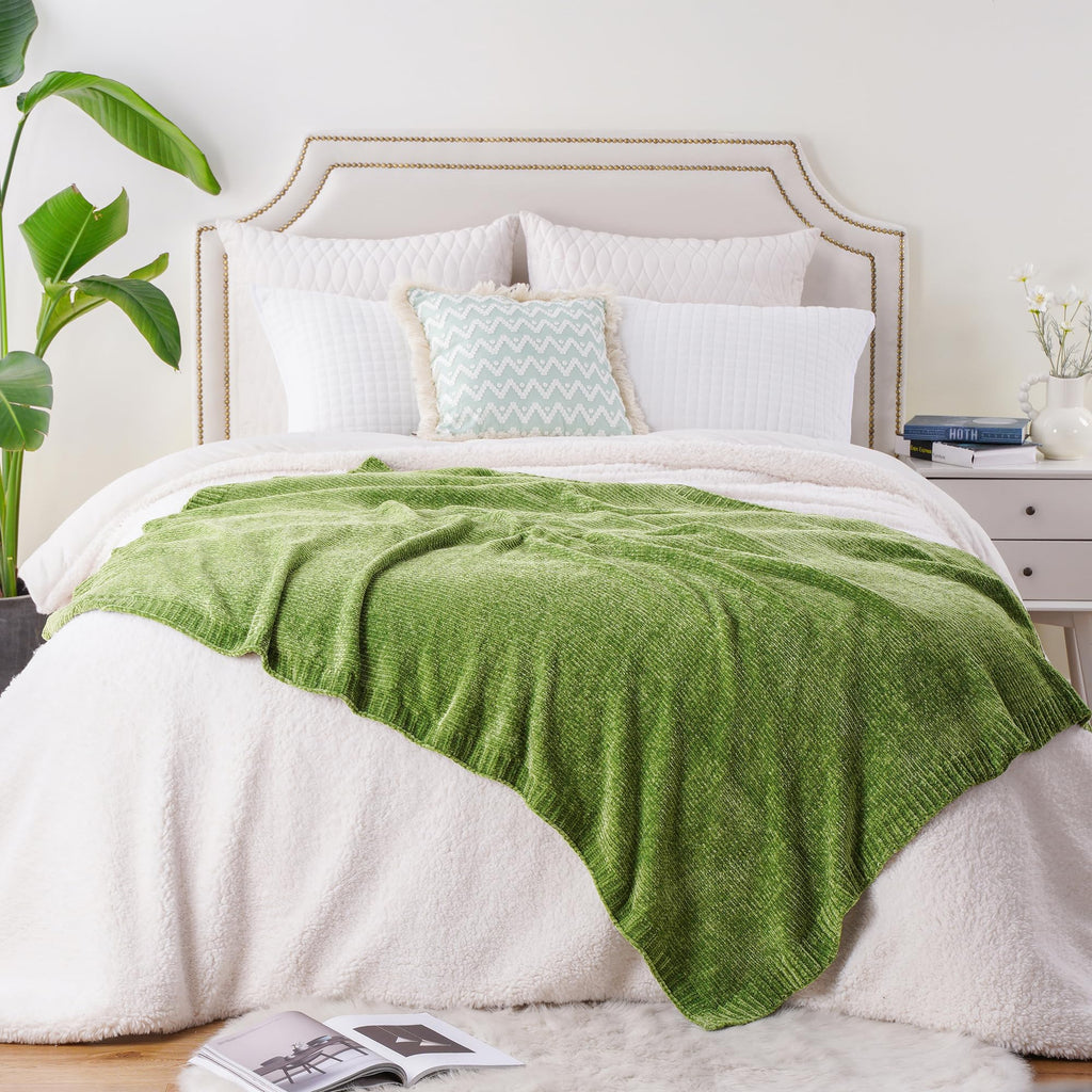 Battilo Home Chenille Knitted Throw Blanket For Couch, Spring Summer Green Throw Blanket For Home Decor, Decorative Cozy Soft Mo