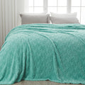 Newcosplay Super Soft Queen Blanket Sage Green Love Premium Silky Flannel Fleece 3D Heart Checkered Lightweight Bed Blanket All
