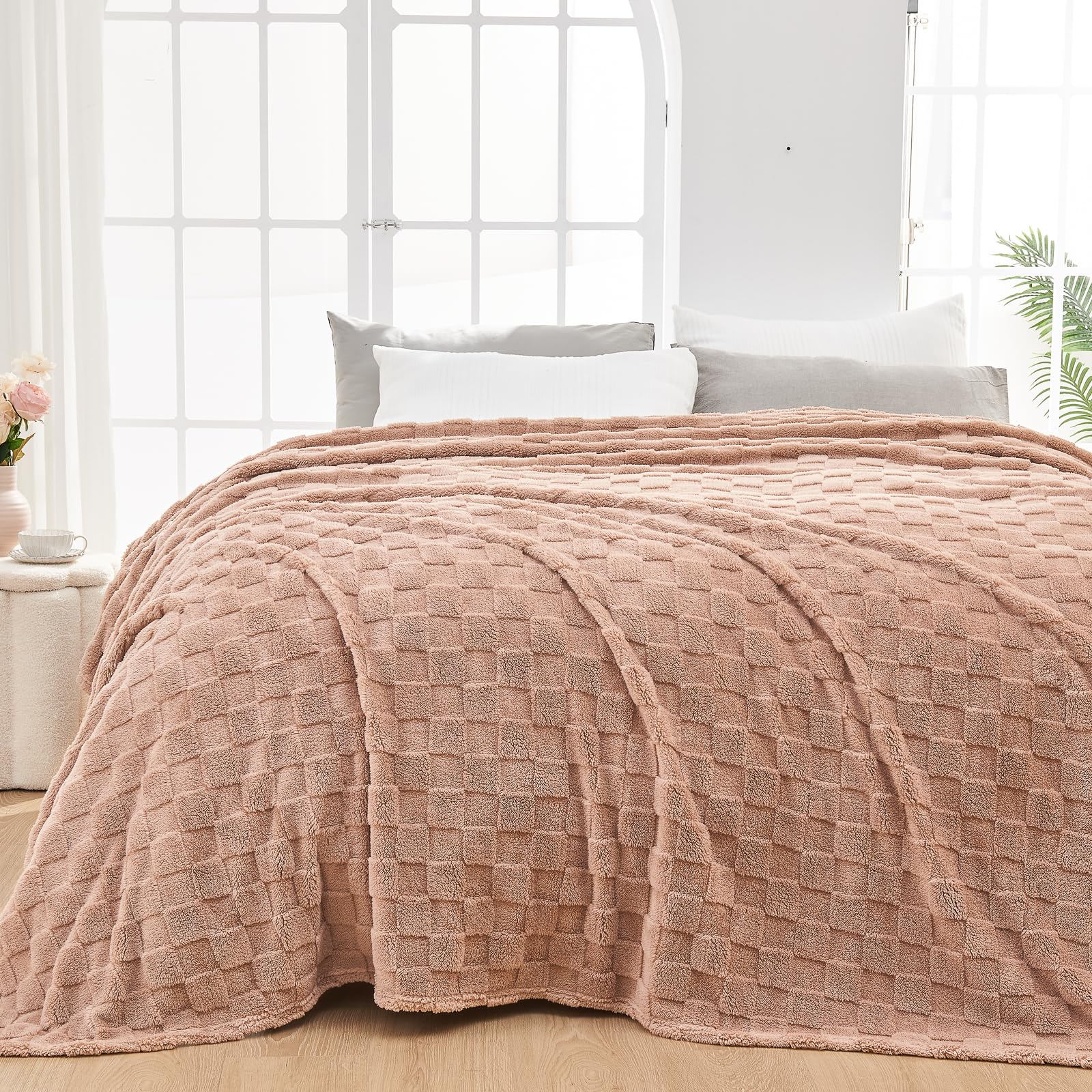 Newcosplay Super Soft King Blanket Taupe Premium Silky Flannel Fleece 3D Checkered Lightweight Bed Blanket All Season Use (Taupe