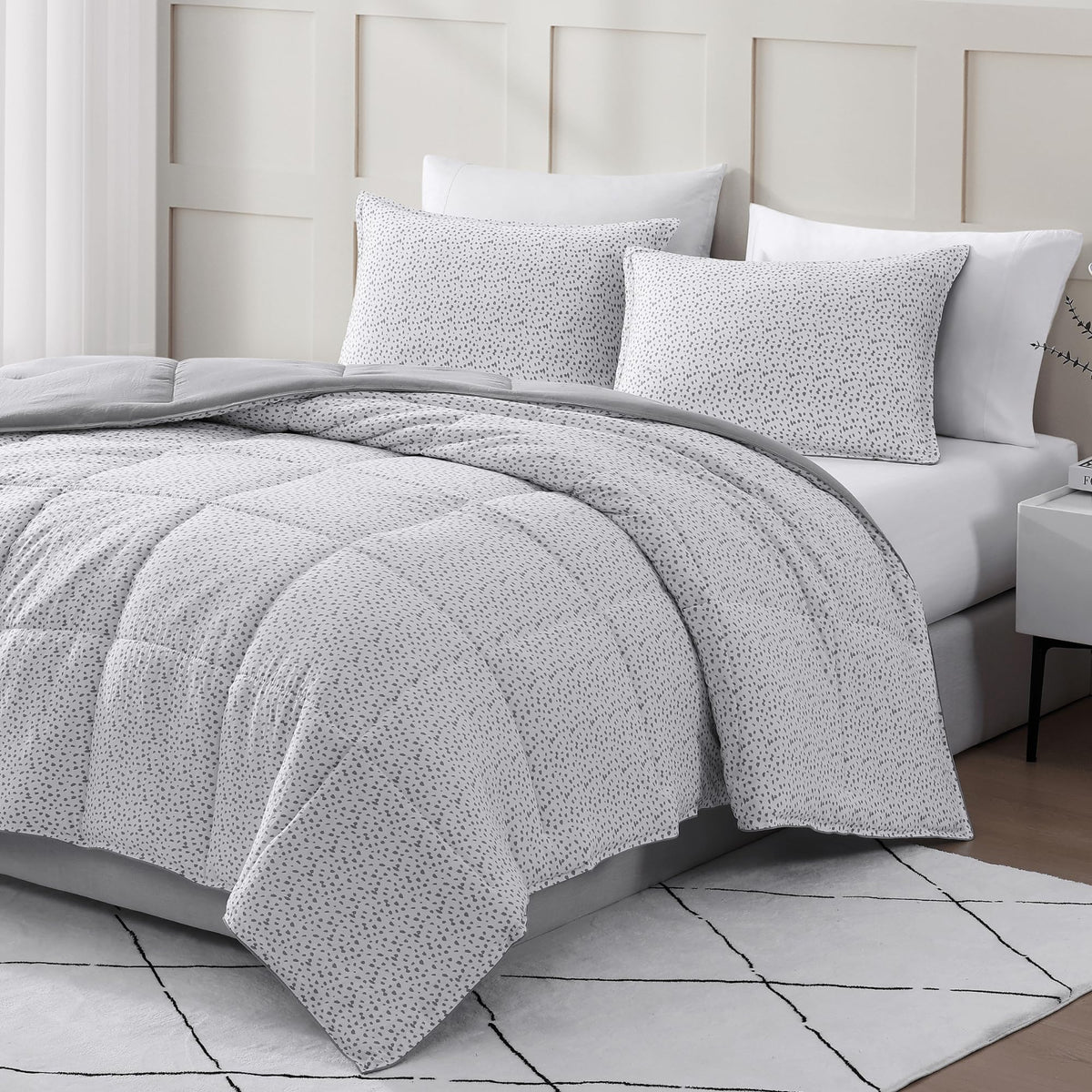 Casa Platino Pre-Washed Comforter King Size Bed Set - Duvet Insert King Size, Hydro-Brushed Microfiber Comforter Set King Size -
