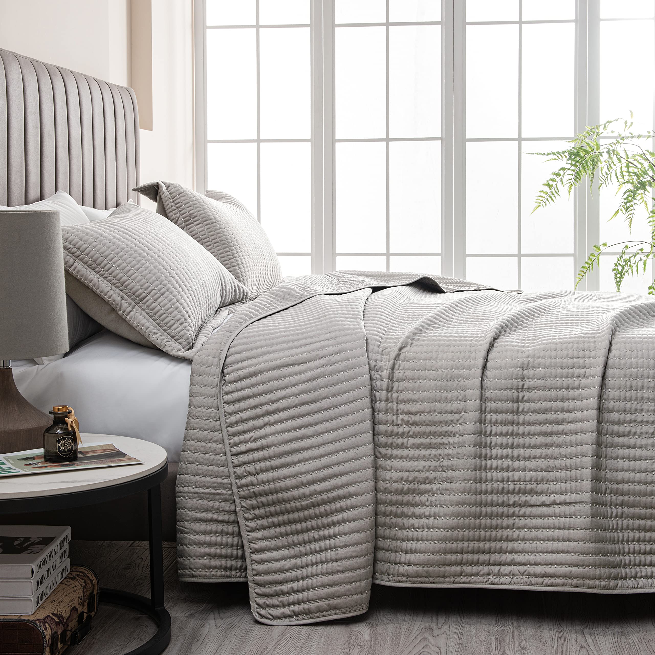 Great Bay Home King Quilt Bedding Set, 3-Piece Lightweight Summer Channel Stitch Quilt Set With Shams, Ultra Soft Light Grey Bed