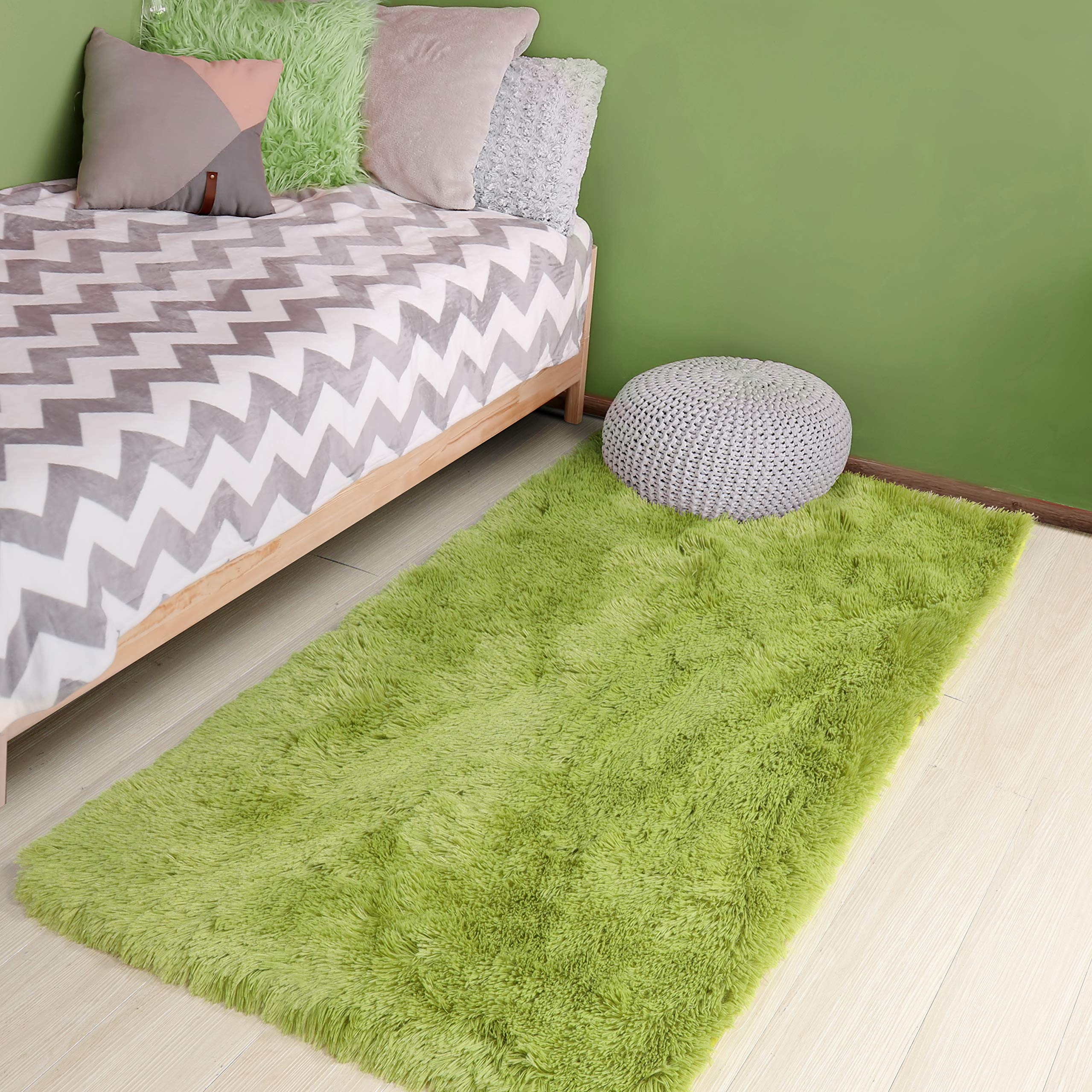 Grass Green Runner Rug for Bedroom,3X5,Fluffy Shag Rug for Living Room,Bedside Rug for Kids Room,Shaggy Throw Rug for Nursery 