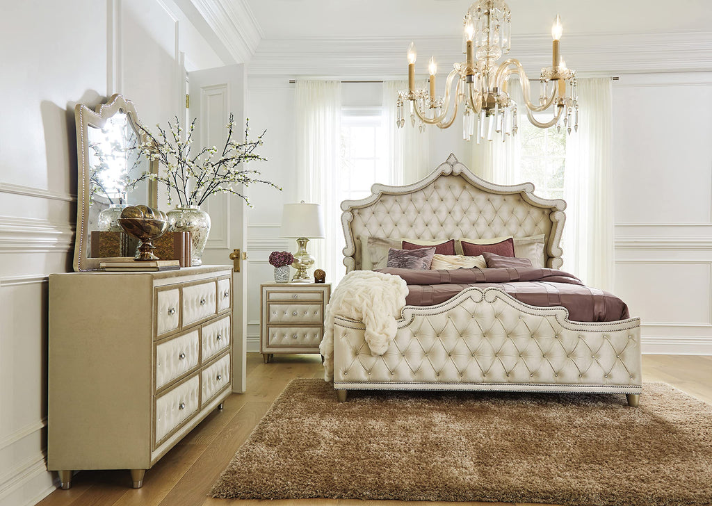Coaster Antonella Eastern King Bed 4-Piece Set, Ivory/Camel