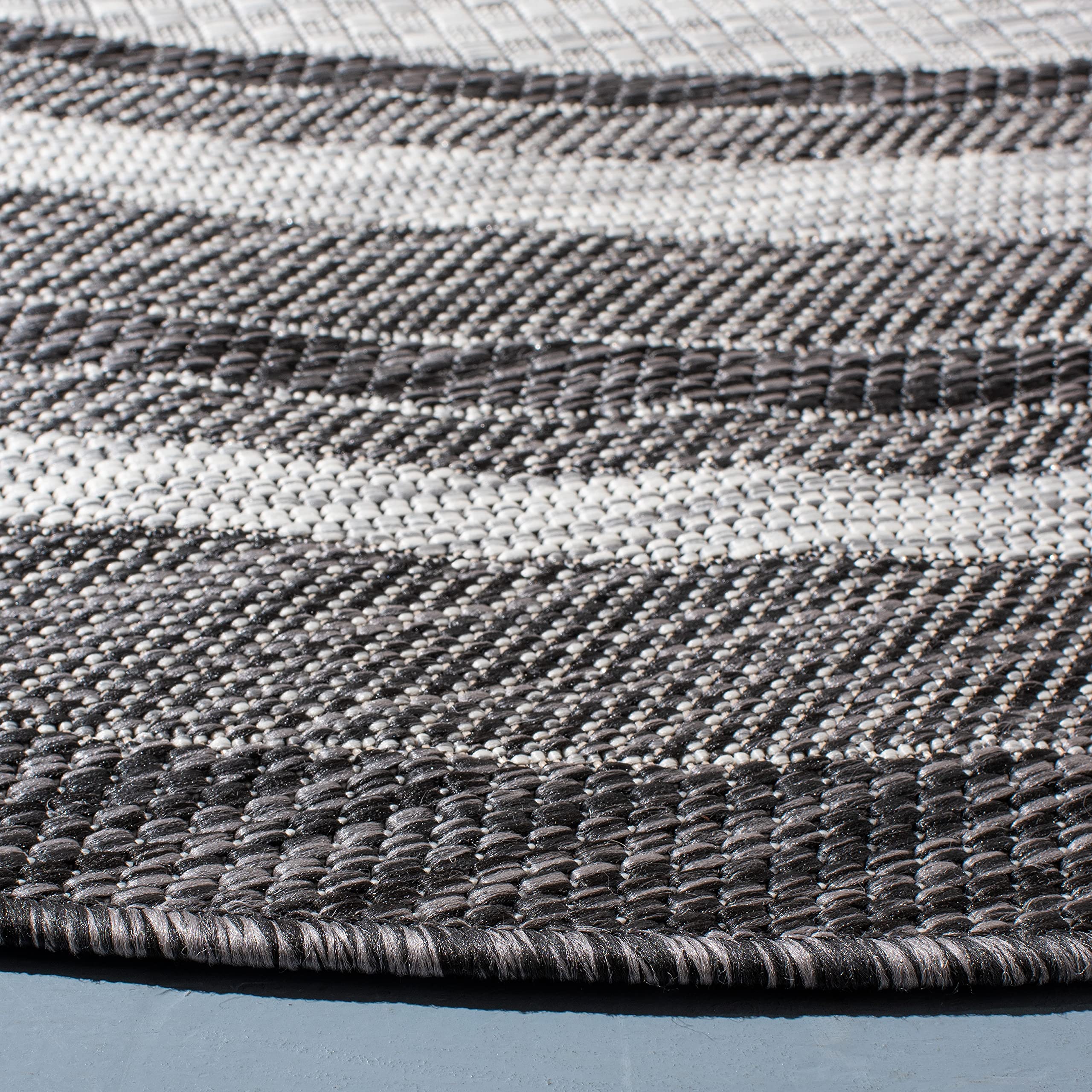 Safavieh Courtyard Collection 5'3' Round Light Grey/Black Cy8475 Indoor/Outdoor Non-Shedding Easy Cleaning Patio Backyard Porch Deck Mudroom Area Rug