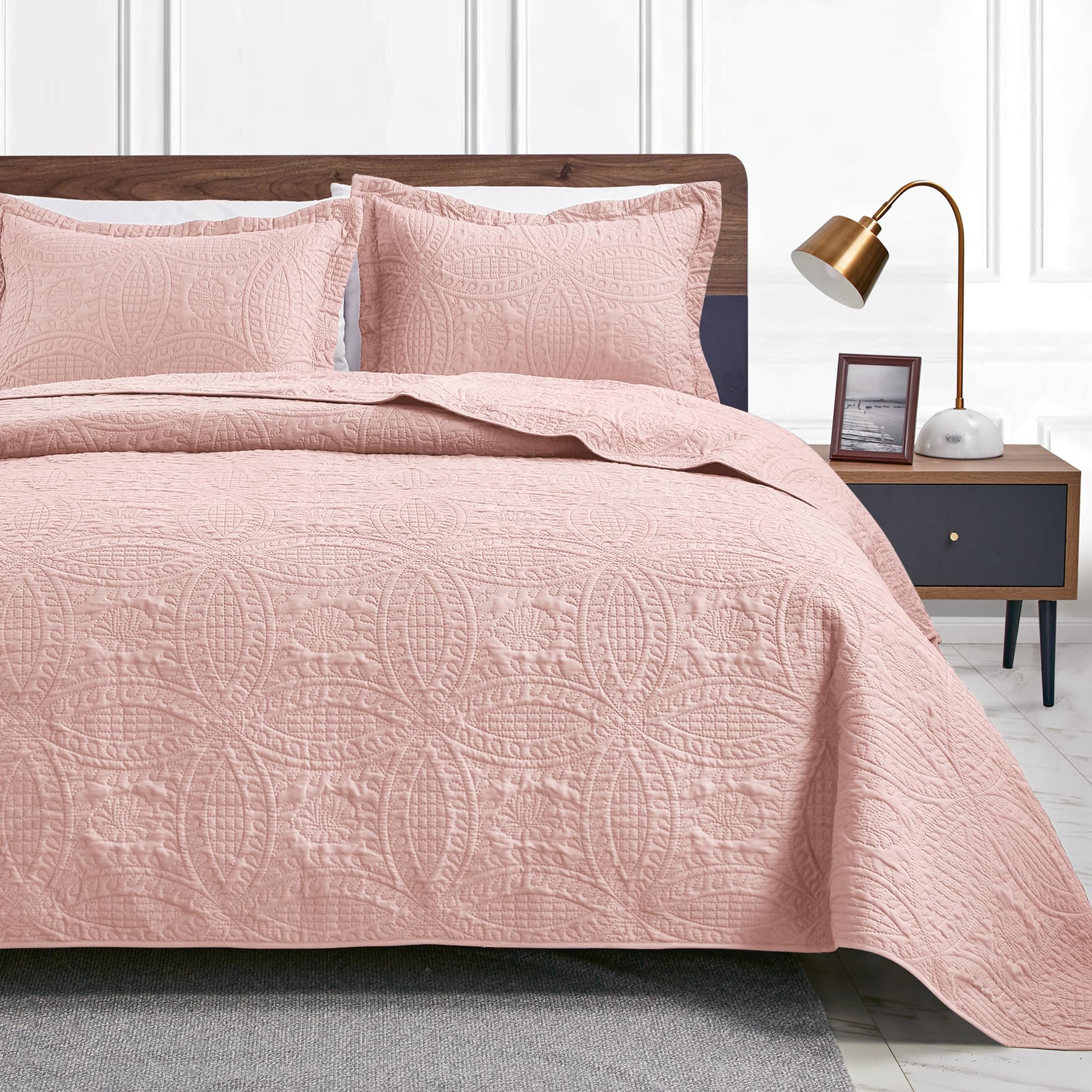 Love'S Cabin King Size Quilt Set Pink Bedspreads - Soft Bed Summer Quilt Lightweight Microfiber Bedspread- Modern Style Coin Pat