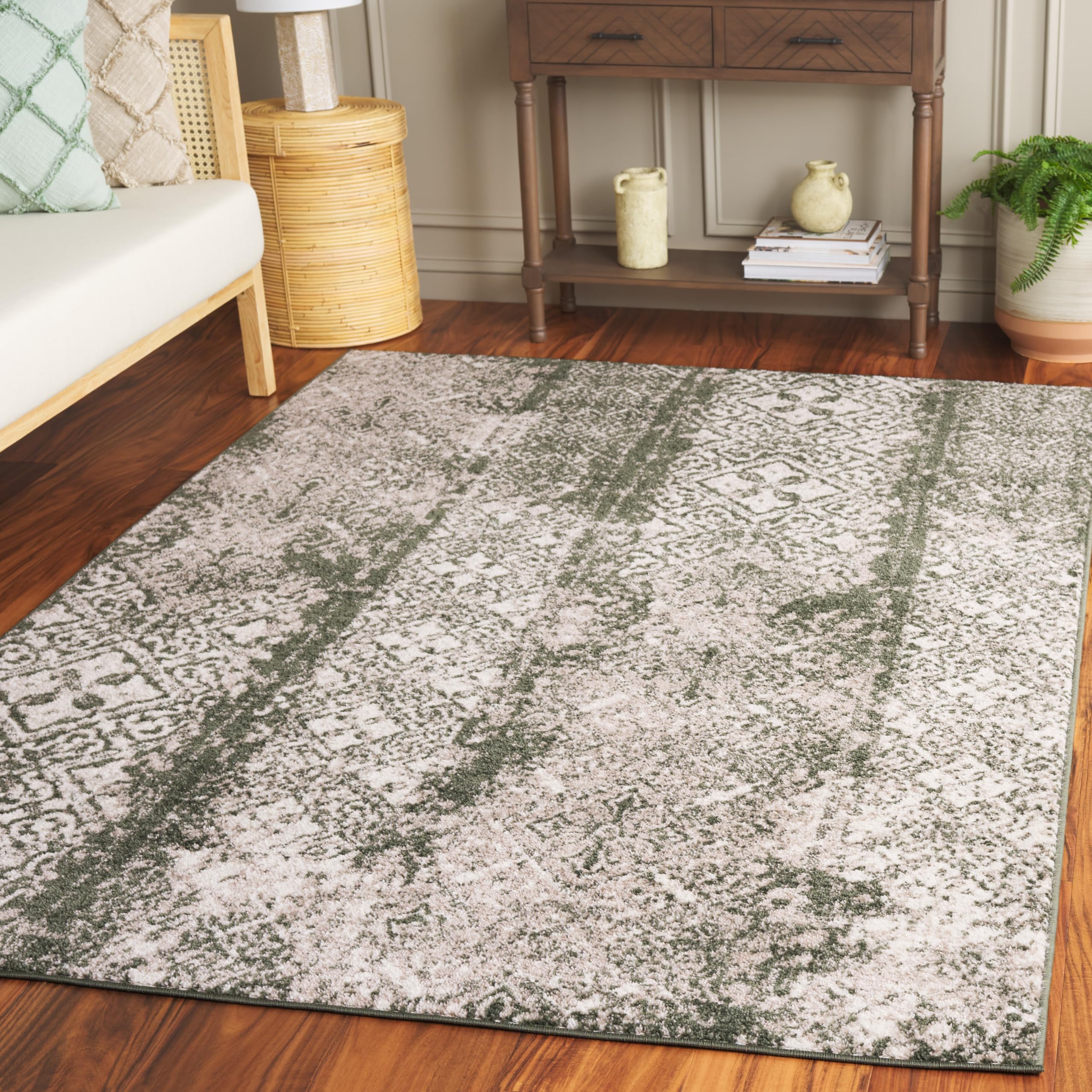 SAFAVIEH Adirondack Collection Area Rug - 51 x 76, Dark Green & Ivory, Moroccan Design, Non-Shedding & Easy Care, Ideal for Hi