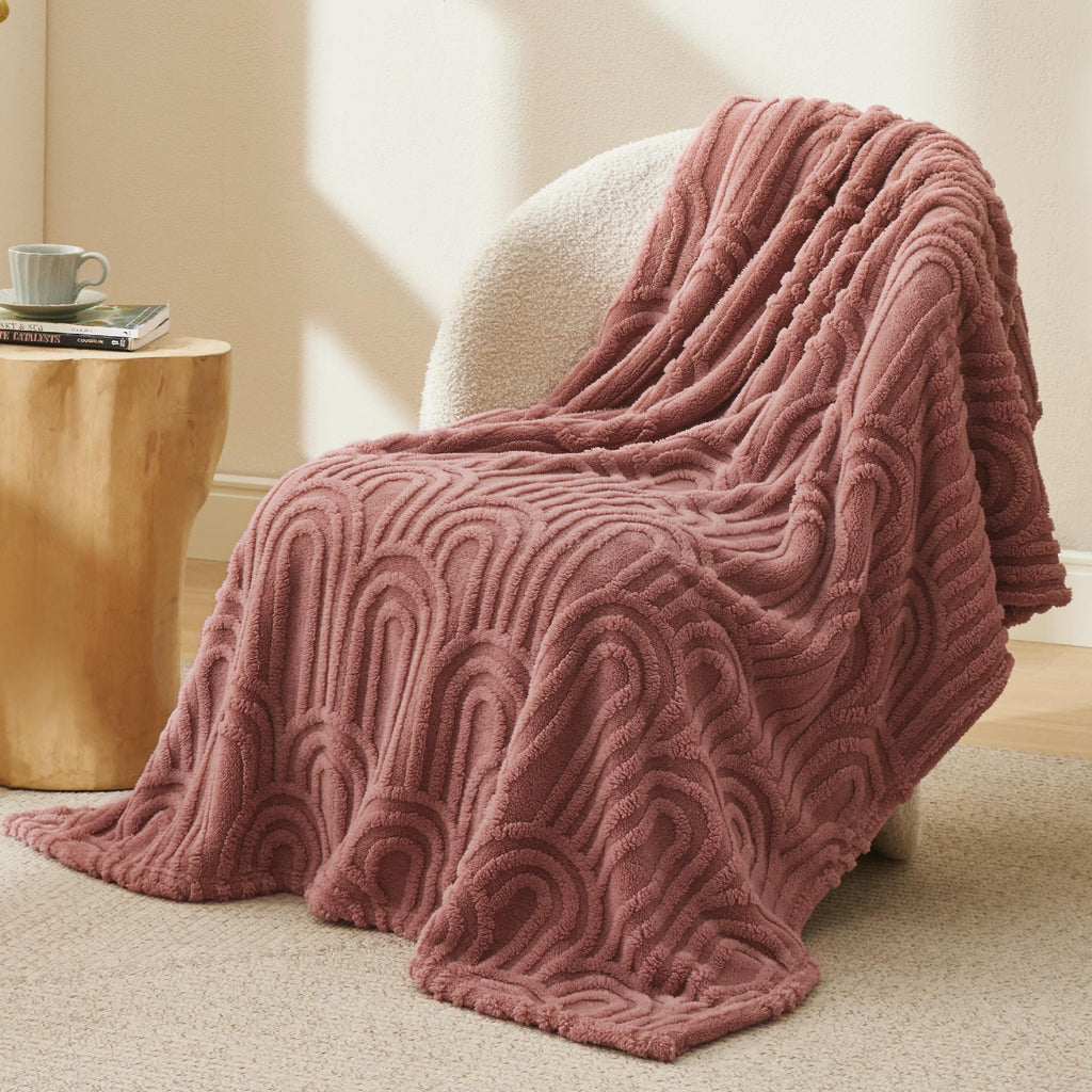 Bedsure Pink Throw Blanket For Women - Super Soft & Cozy, Fleece Blankets For Girls, Ideal For Couch & Bed, Dusty Pink, 50X60 Inches