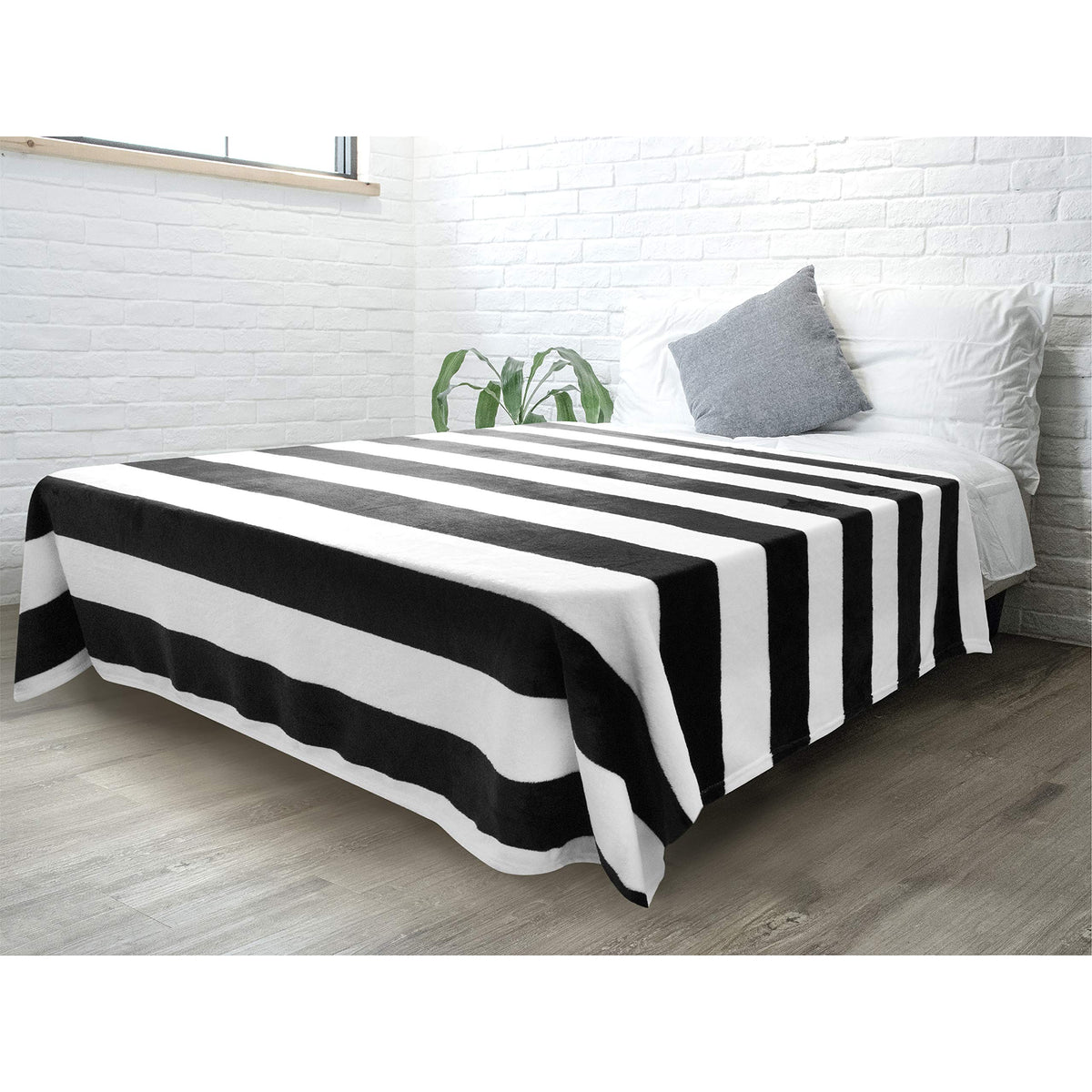 Pavilia Striped Throw Blanket For Sofa Couch Bed | Soft Flannel Fleece Stripe Black And White Decorative Throw | Warm Cozy Light