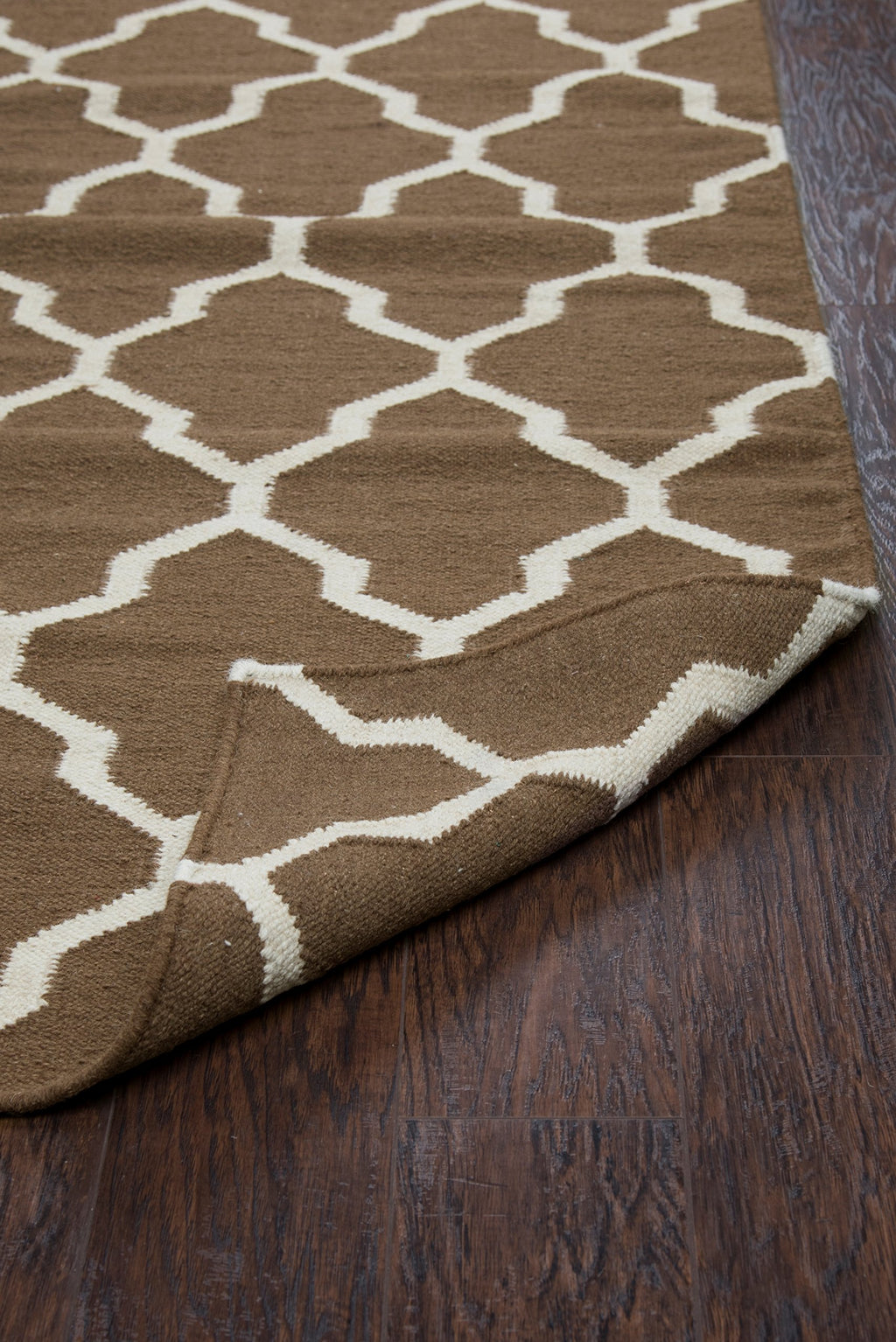 Rizzy Home | Sg2099 | Swing Collection | Wool Area Rug | 8' X 10' | Brown/Off White Trellis
