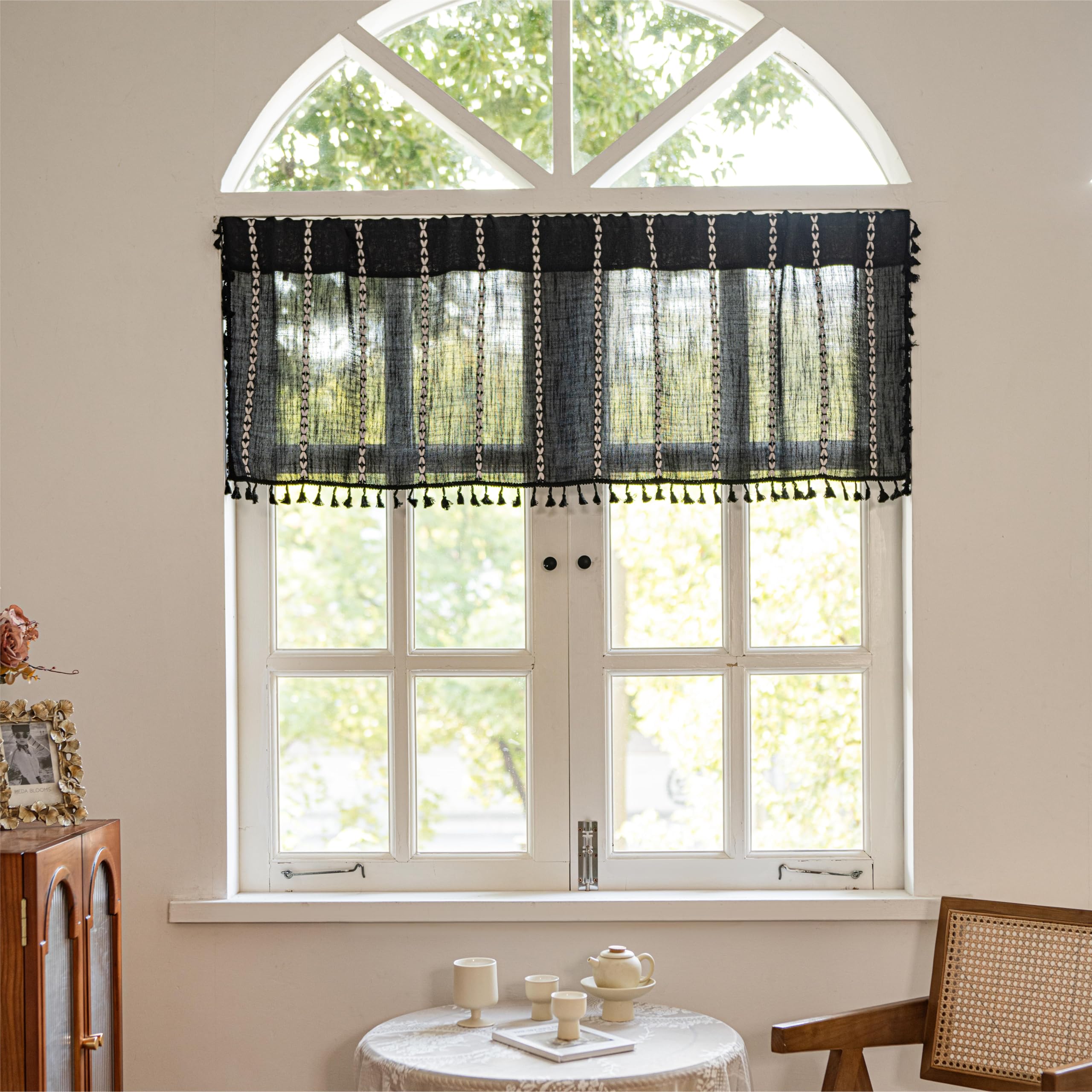 Sutuo Home Boho Valance Curtain 18 inches for Kitchen Cafe Dining Room, Short Farmhouse Vintage Tassels Window Treatment Bohemia
