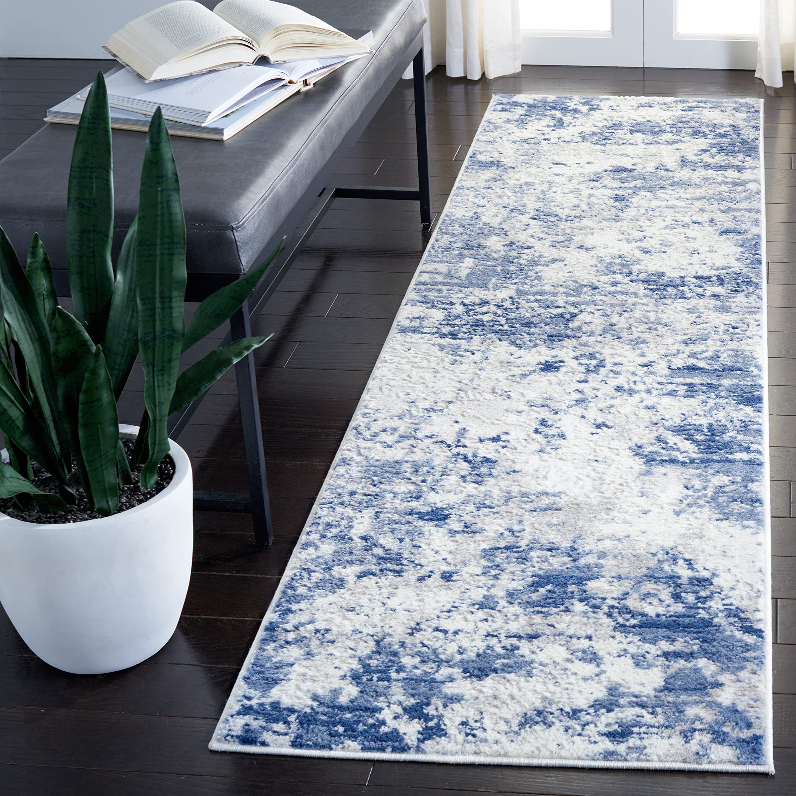 SAFAVIEH Amelia Collection Runner Rug - 2'2'' x 14', Navy & Grey, Modern Abstract Design, Non-Shedding & Easy Care, Ideal for Hi