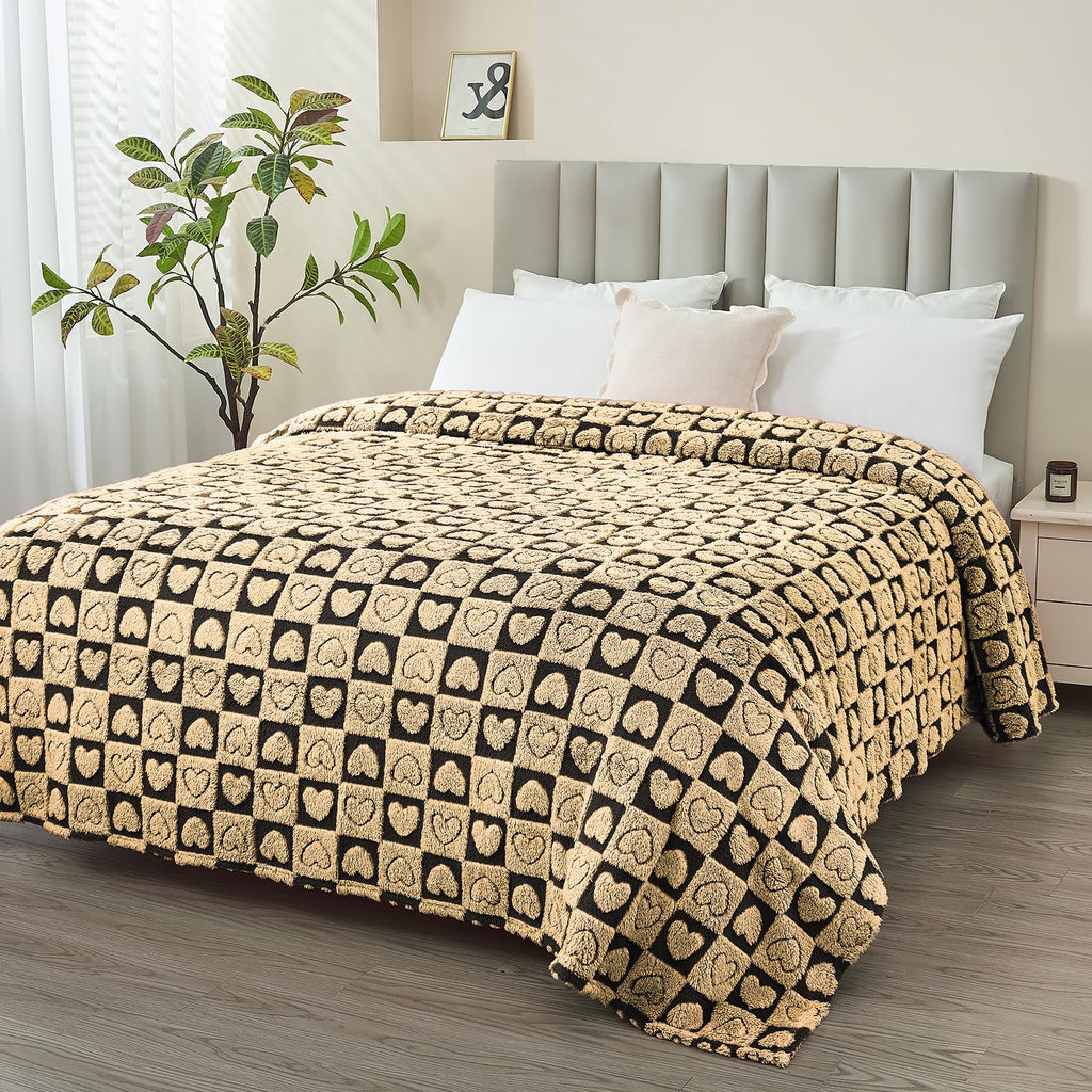 Fy Fiber House Throw Blankets With Heart Checkered,Soft Warm Blankets For Lover Mom Father Friends Gifts,Washable Lightweight Fu