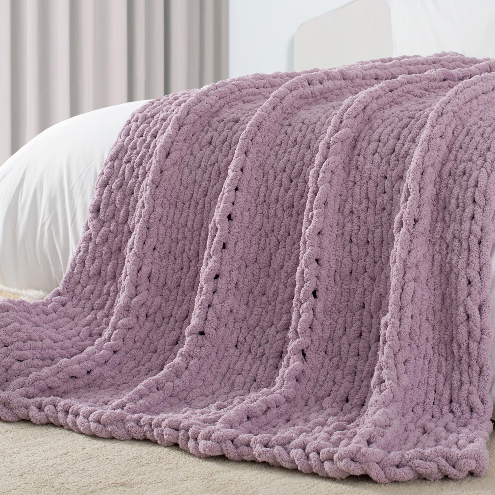 Carriediosa Chunky Knit Throw Blanket 50'' X 60'', 100% Hand Made Large Chenille Loop Yarn Soft Fluffy Throws For Couch Sofa Bed