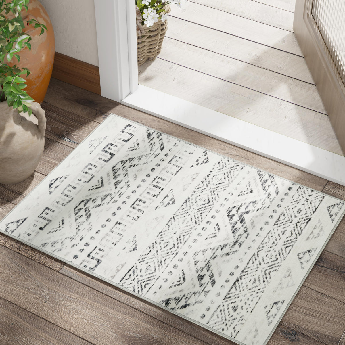 jinchan Area Rug 2x3 Washable Rug Indoor Entryway Doormat Modern Boho Accent Rug Kitchen Rug Moroccan Geometric Print Diamond Ru