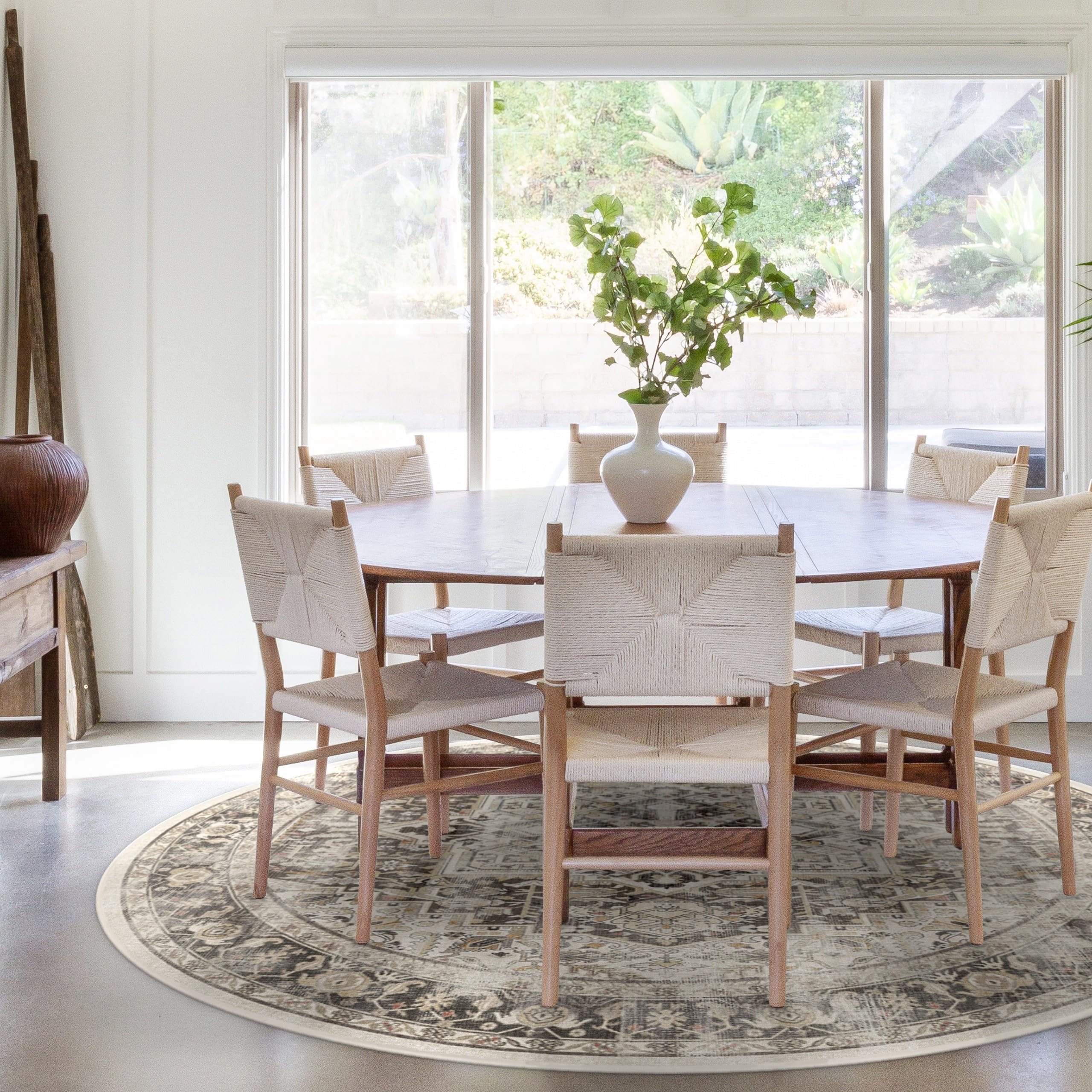 RUGGABLE Kamran Round Rug - Perfect Vintage Washable Area Rug for Kitchen, Entryway, Hallway, Kids Room - Stain & Water Resistan