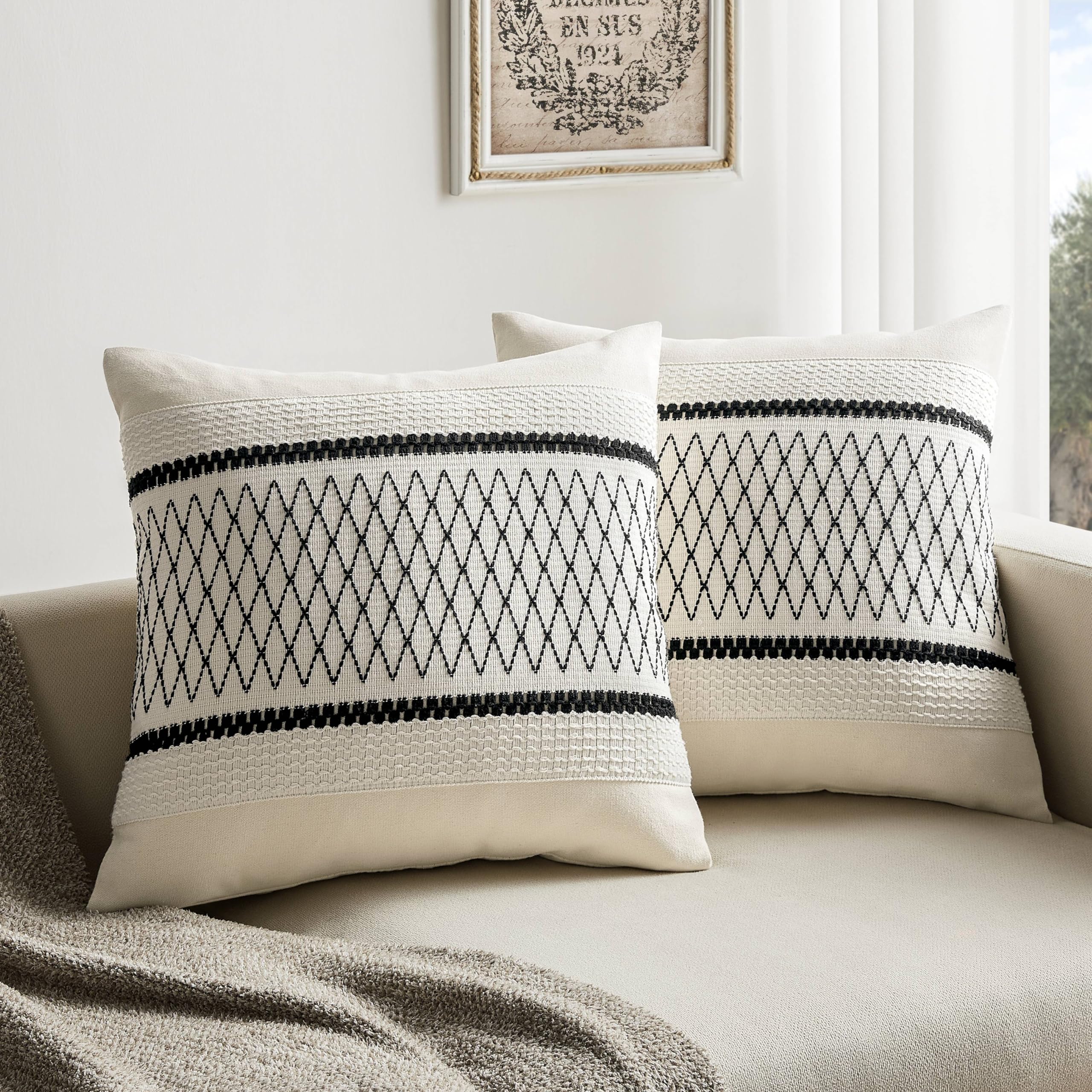Zeemart 2 Packs Cotton Boho Throw Pillow Covers 18X18 Inch Grid Black, Soft Farmhouse Decorative Couch Pillow Cases Black Cushion Covers For Sofa Bed Living Room Home Decor