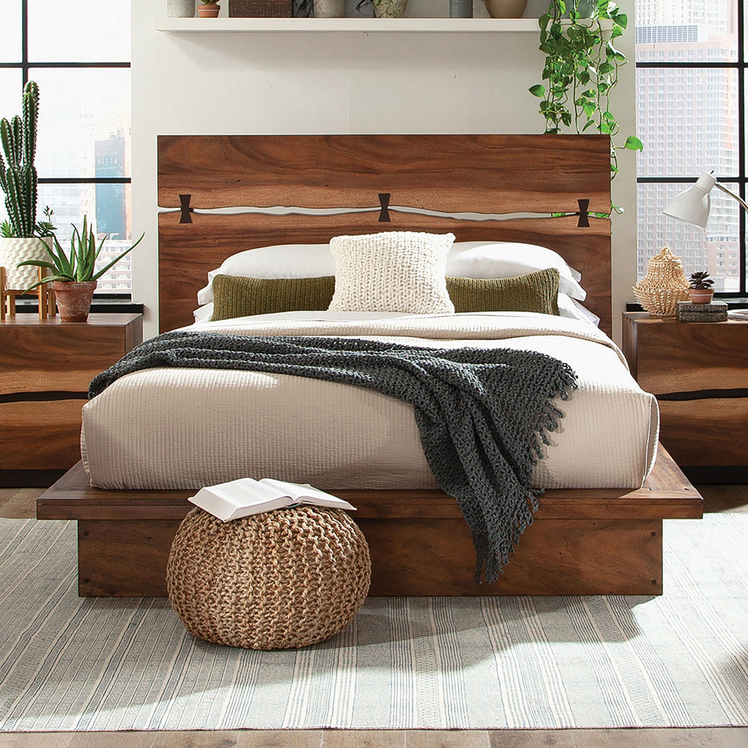Coaster Home Furnishings Winslow Farmhouse Wood Queen Size Panel Bed Frame Platform Bed 52-inch Headboard Smokey Walnut 223250Q
