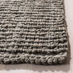 Safavieh Natural Fiber Collection Accent Rug - 2'6'' X 4', Light Grey, Handmade Chunky Textured Jute 0.75-Inch Thick, Ideal For
