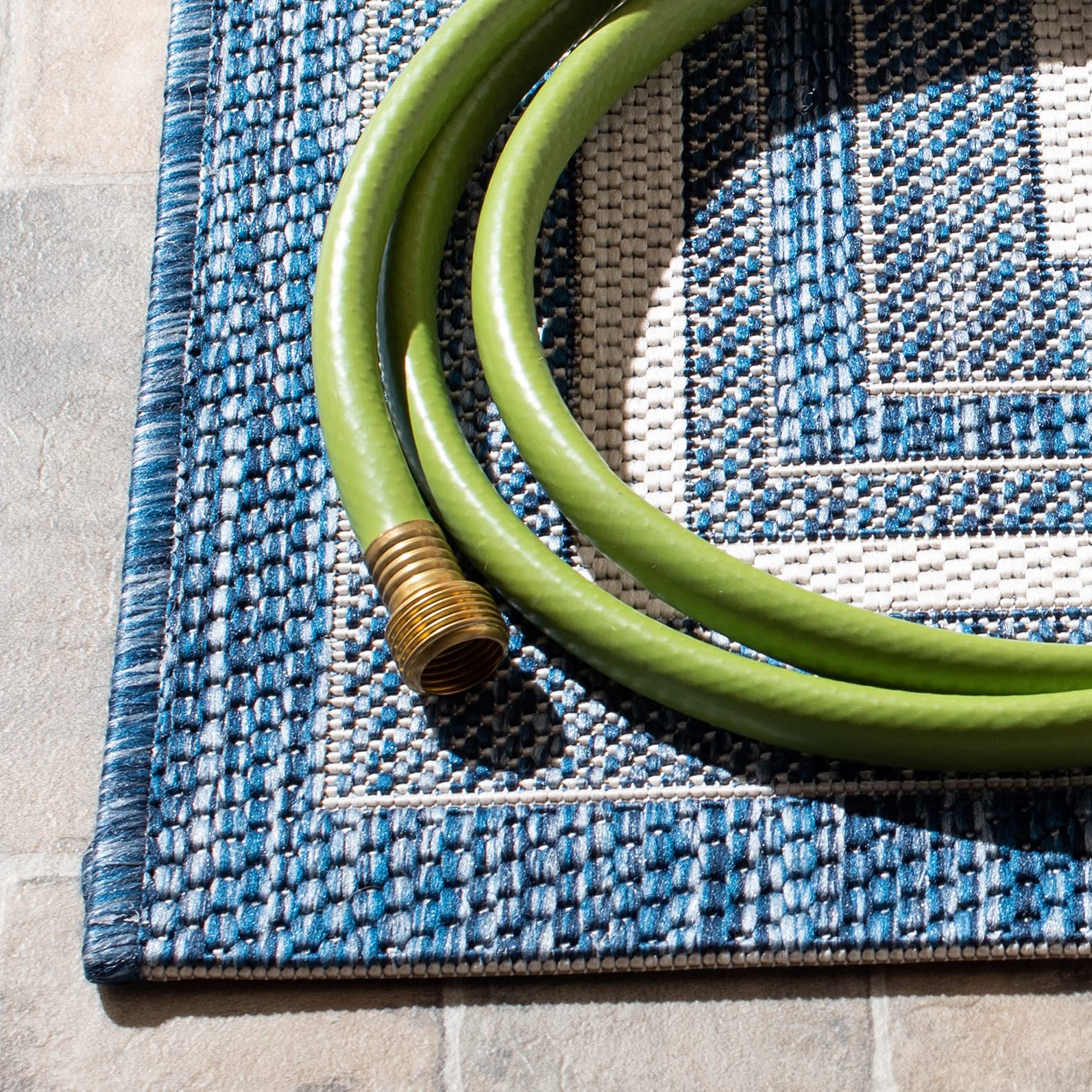 Safavieh Courtyard Collection 8' X 10' Ivory/Navy Cy8475 Indoor/ Outdoor Waterproof Easy Cleaning Patio Backyard Mudroom Area Ru