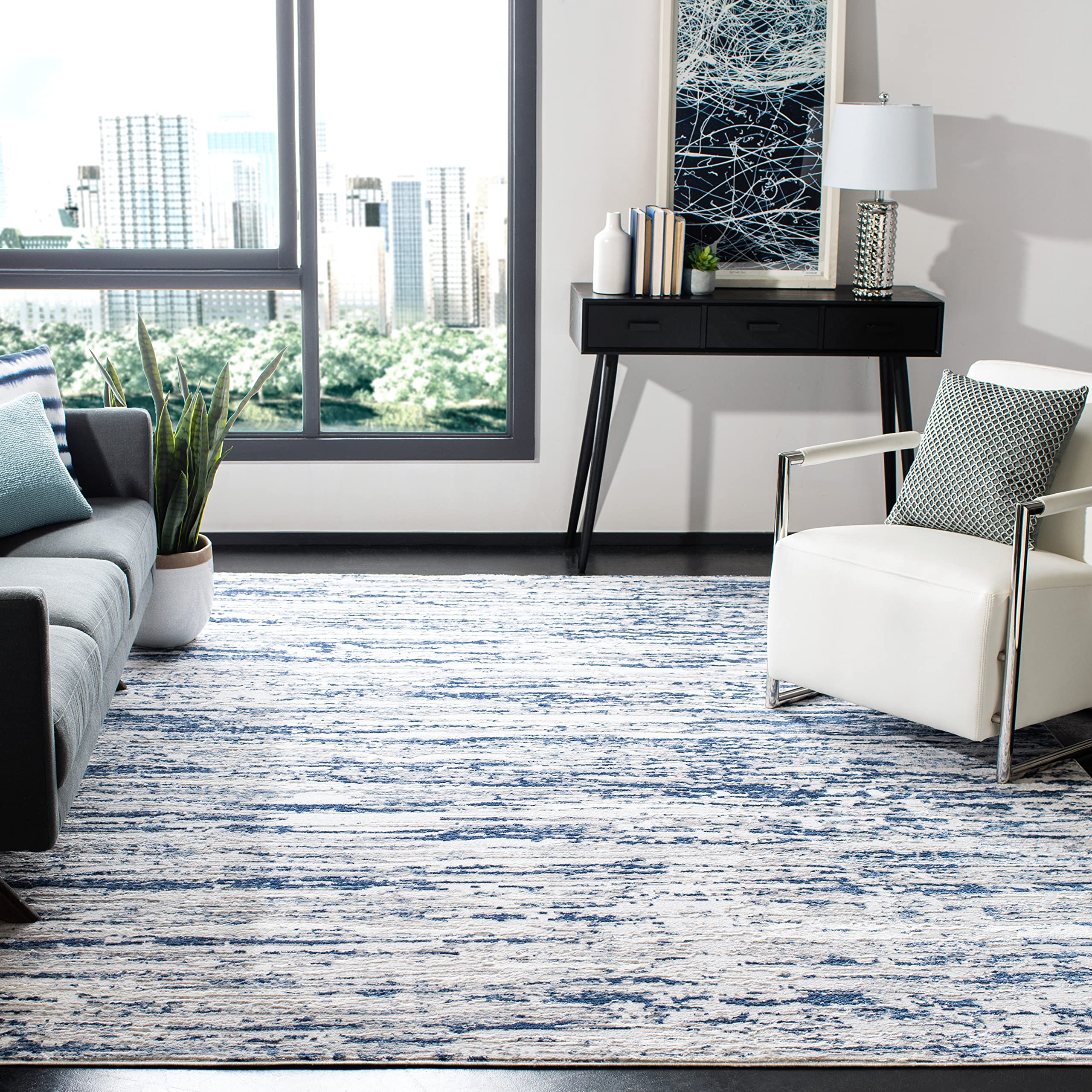 SAFAVIEH Amelia Collection Area Rug - 8 x 10, Grey & Navy, Modern Abstract Design, Non-Shedding & Easy Care, Ideal for High Tr