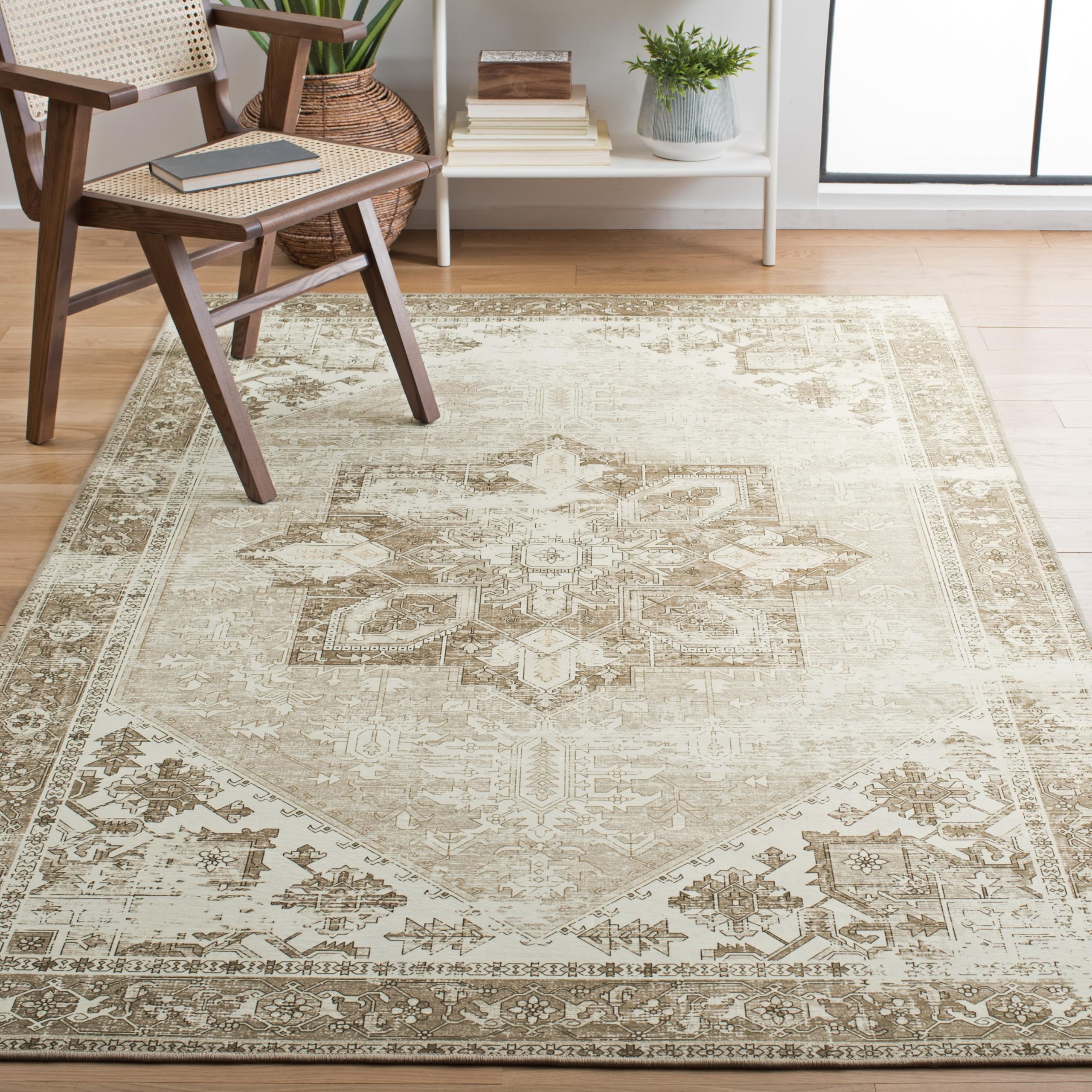 SAFAVIEH Washable Rug Tucson Collection - 4 x 6, Sage & Ivory, Slip Resistant, Ideal for High Traffic Areas in Living Room, Fo