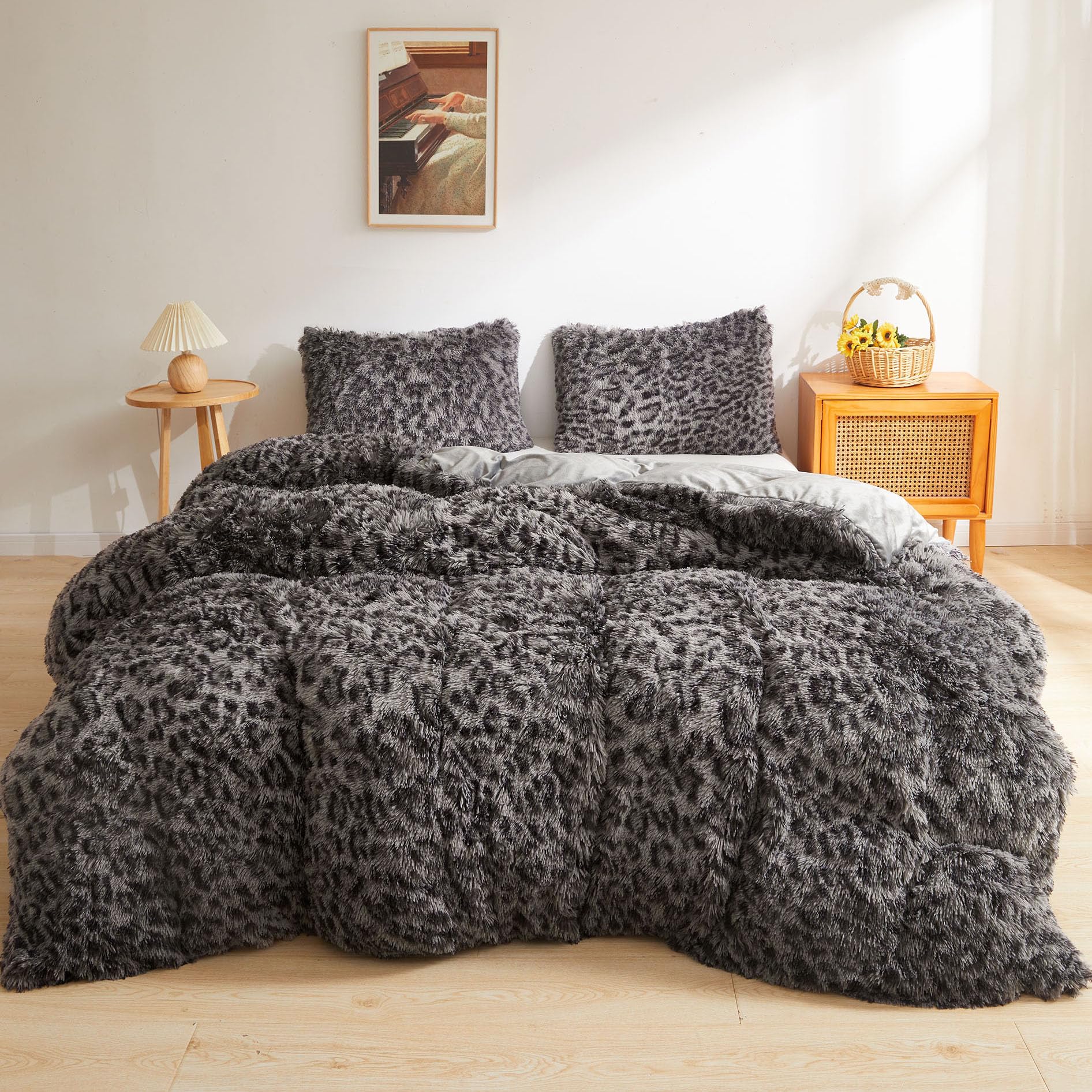 Xege Cheetah Print Fluffy Faux Fur Duvet Cover Set, 2 Pieces Soft Plush Shaggy Fuzzy Bedding Set(1 Faux Fur Leopard Print Comfor