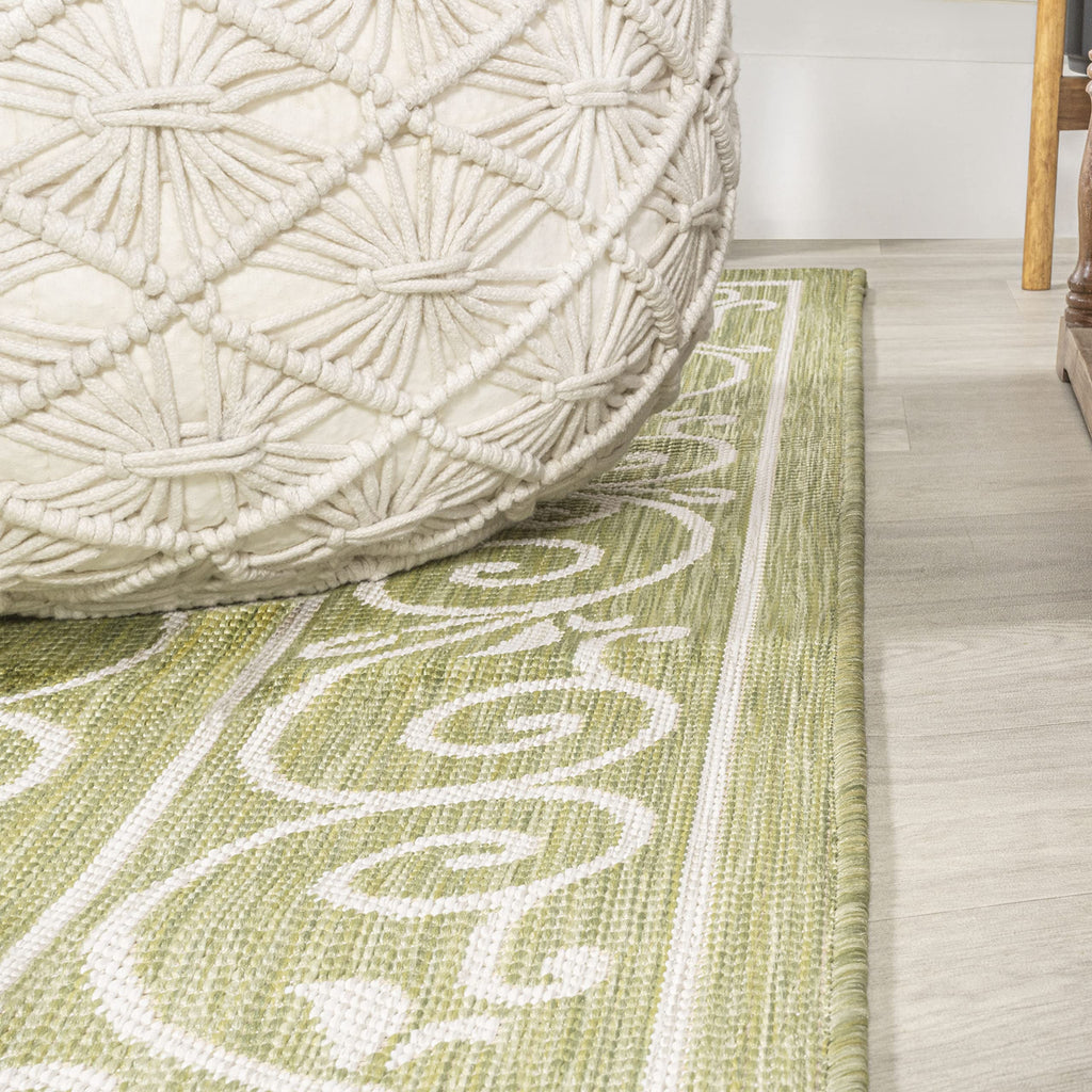 Jonathan Y Smb106H-5 Charleston Vintage Filigree Textured Weave Indoor Outdoor Area Rug, Coastal,Traditional,Transitional Easy Clean,Bedroom,Kitchen,Backyard,Patio, Non-Shed, Green/Cream, 5 X 8
