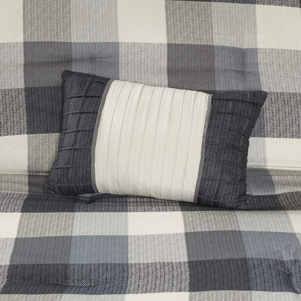 Madison Park Ridge Comforter Set - Cabin Lodge Plaid Herringbone Design, All Season Down Alternative Cozy Bedding With Matching Bedskirt, Shams, Decorative Pillow, Grey King(104'X92') 7 Piece