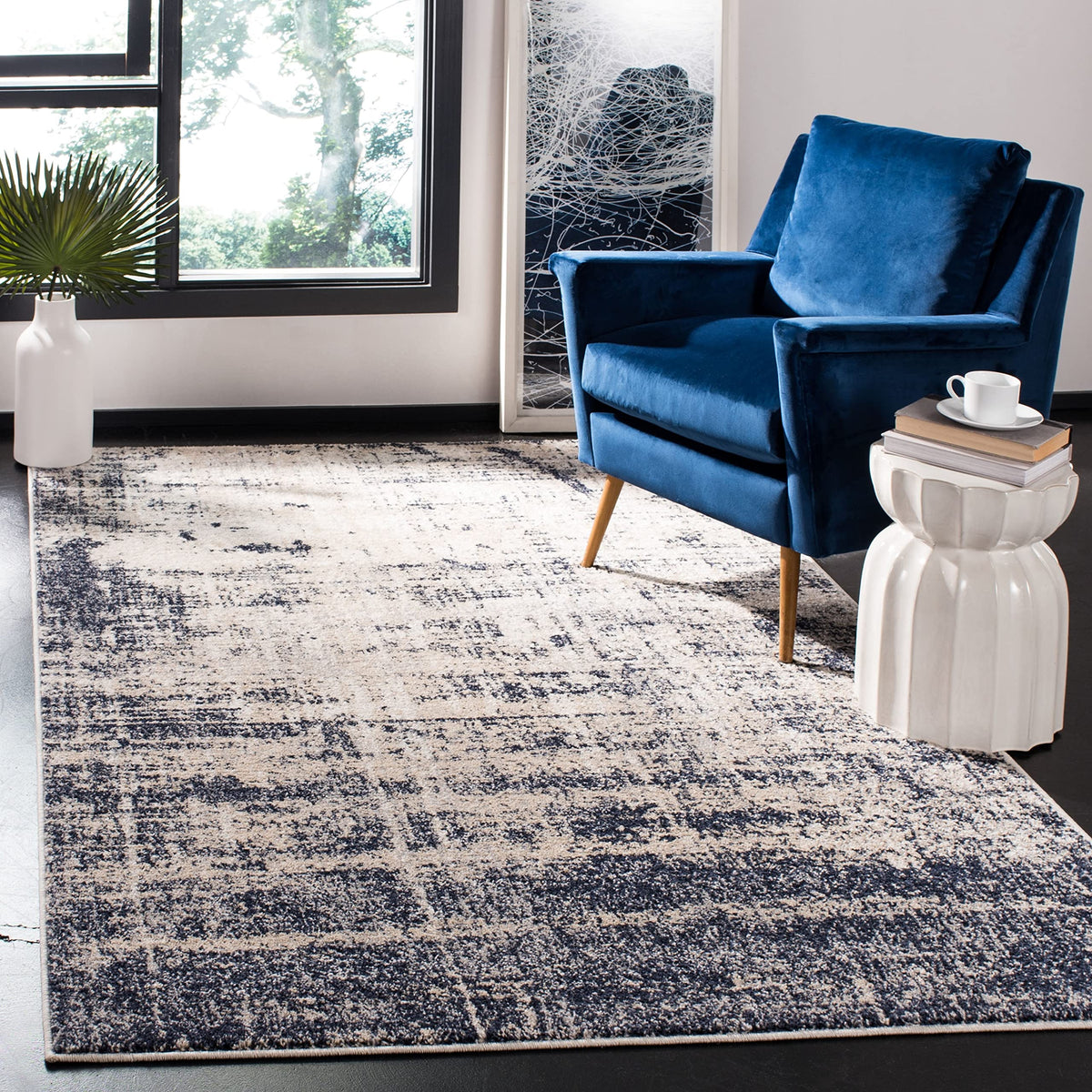 SAFAVIEH Adirondack Collection Accent Rug - 4' x 6', Gold & Navy, Modern Abstract Design, Non-Shedding & Easy Care, Ideal for Hi