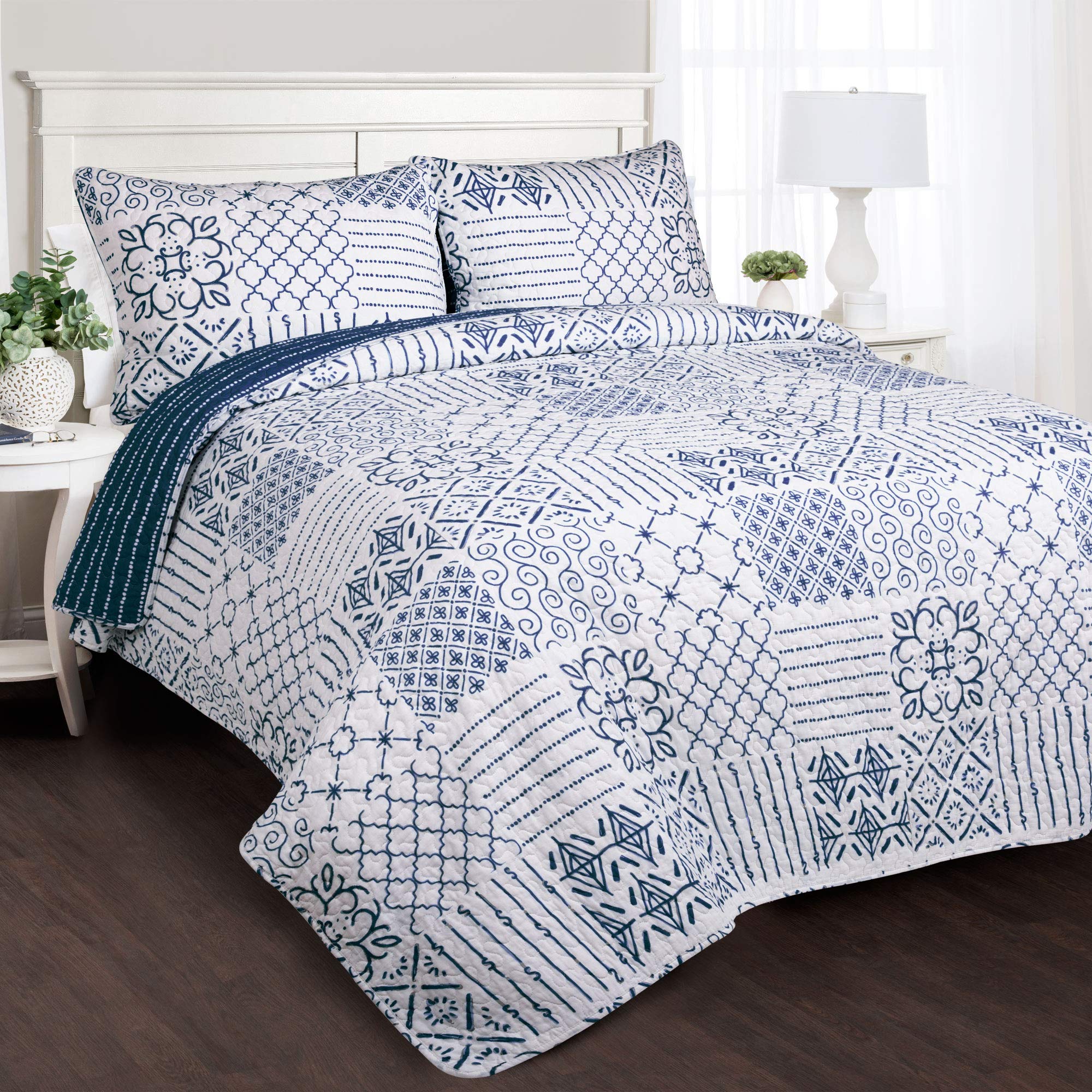 Lush Decor Monique 3 Piece Reversible Print Pattern Blue Quilt Set, King, 3 Count